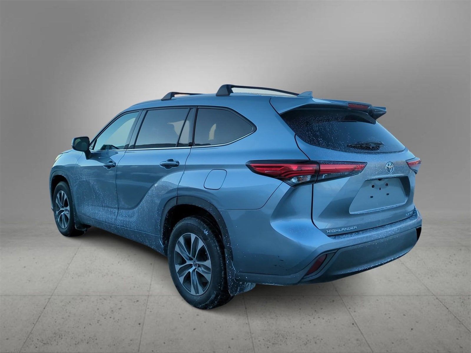 Thumbnail: 2022 Toyota Highlander - 6