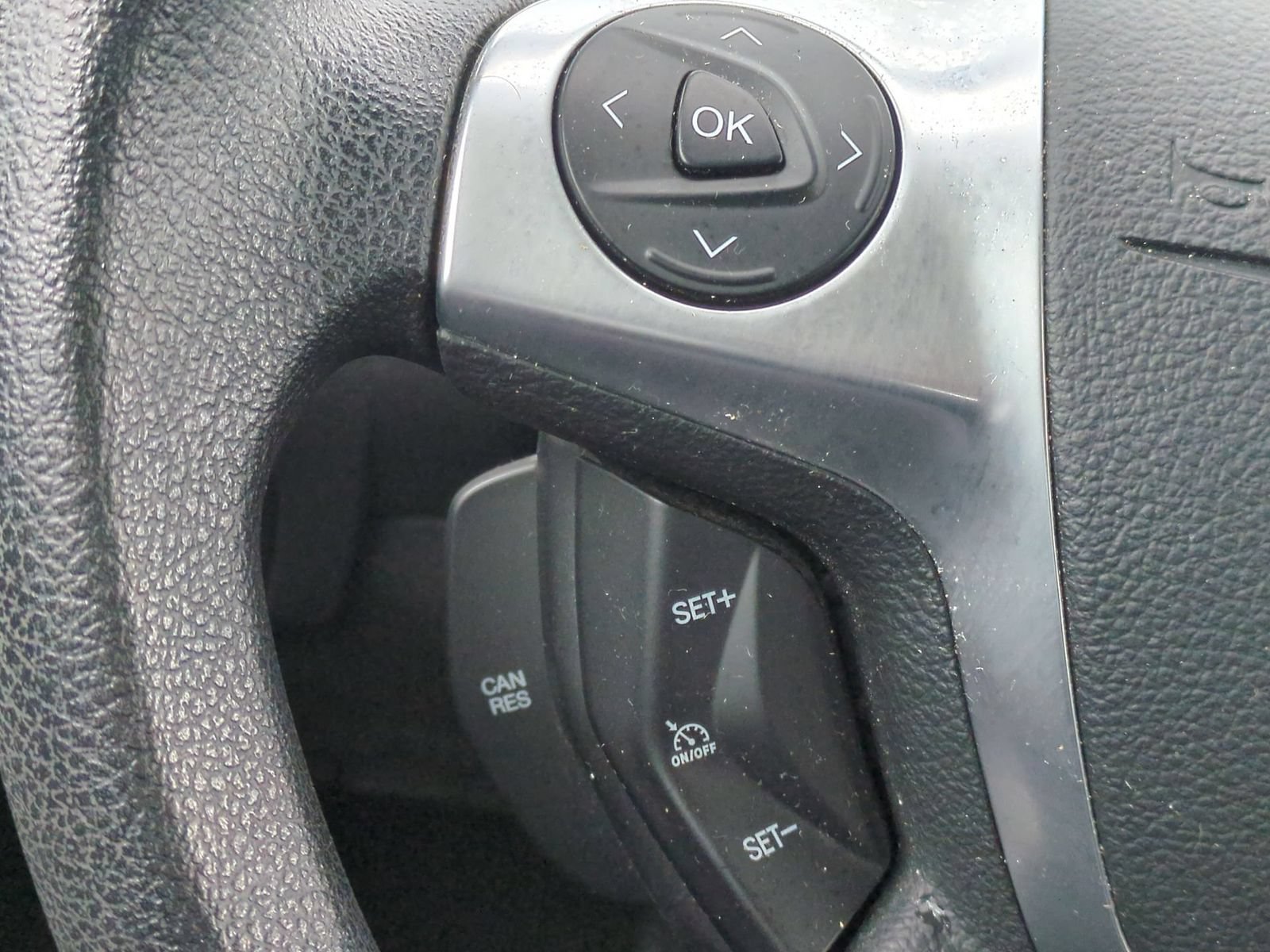 Thumbnail: 2014 Ford Focus - 23