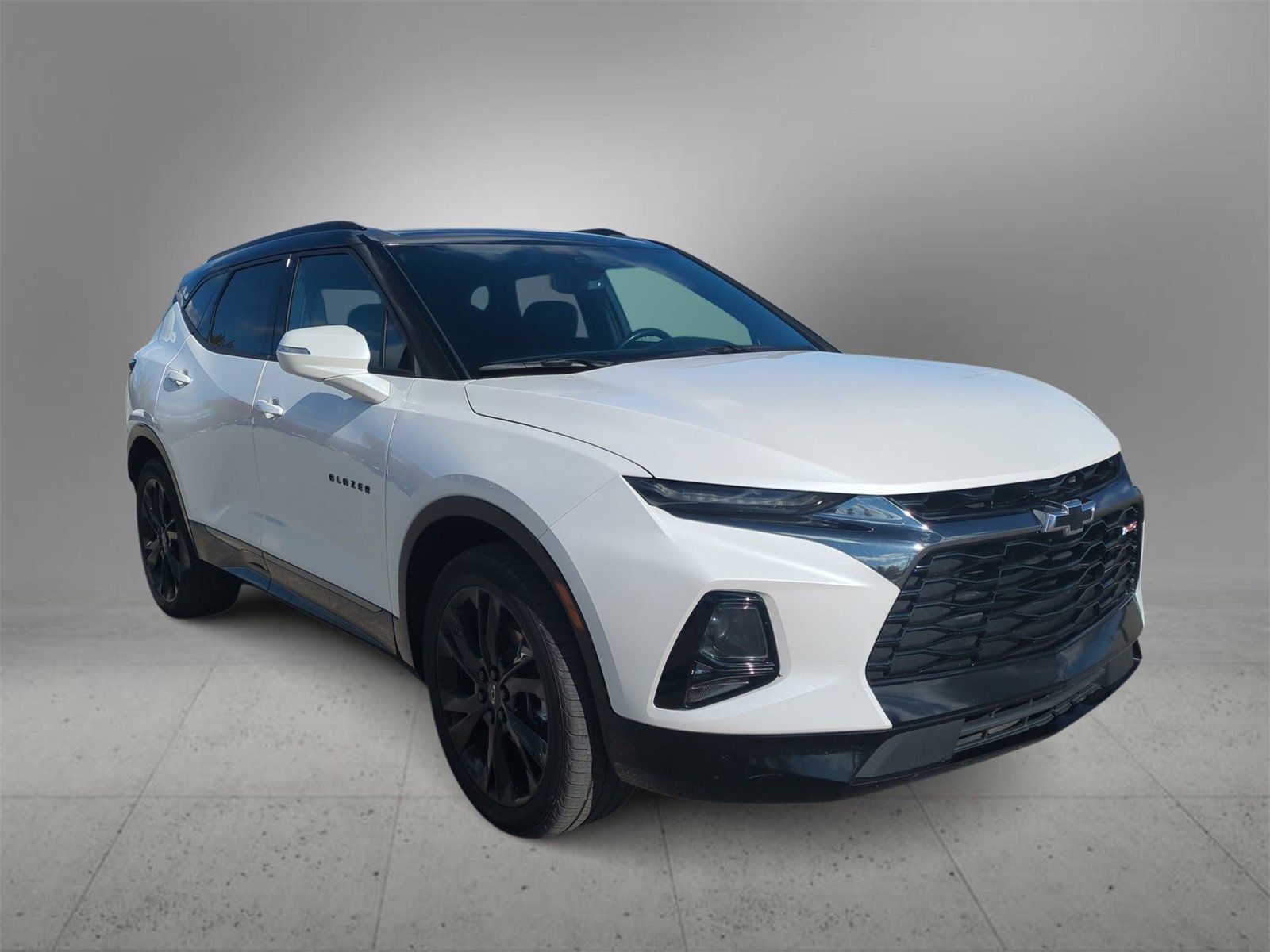 2022 Chevrolet Blazer RS photo 2