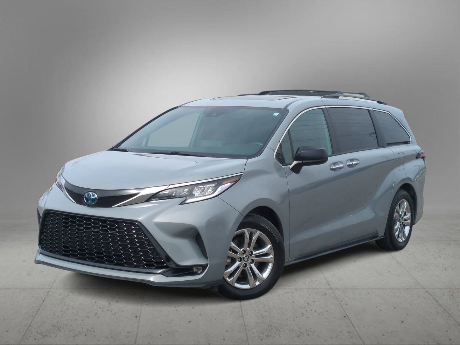 Thumbnail: 2023 Toyota Sienna - 1