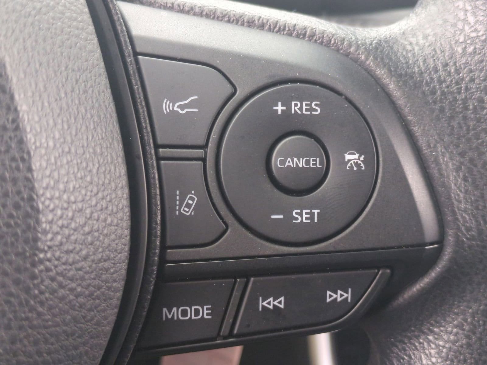 Thumbnail: 2023 Toyota RAV4 - 24