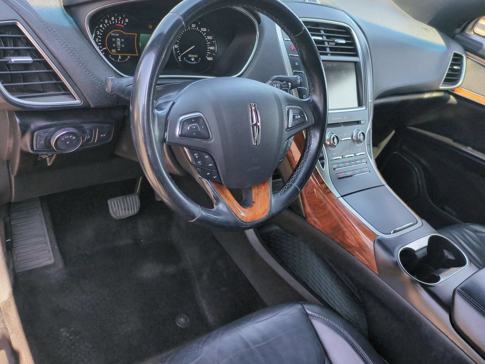 Thumbnail: 2016 Lincoln MKX - 10