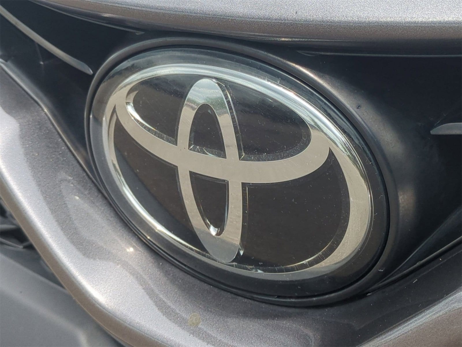 Thumbnail: 2019 Toyota Camry - 12