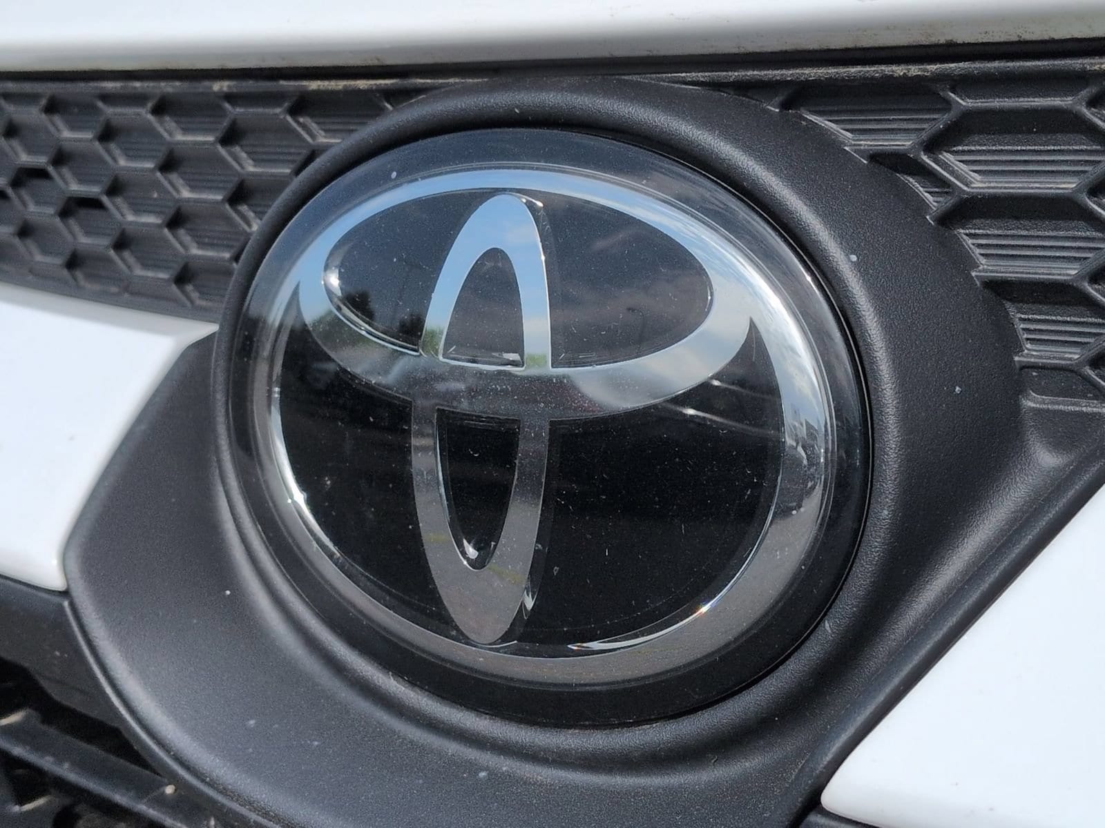 Thumbnail: 2024 Toyota Corolla - 12