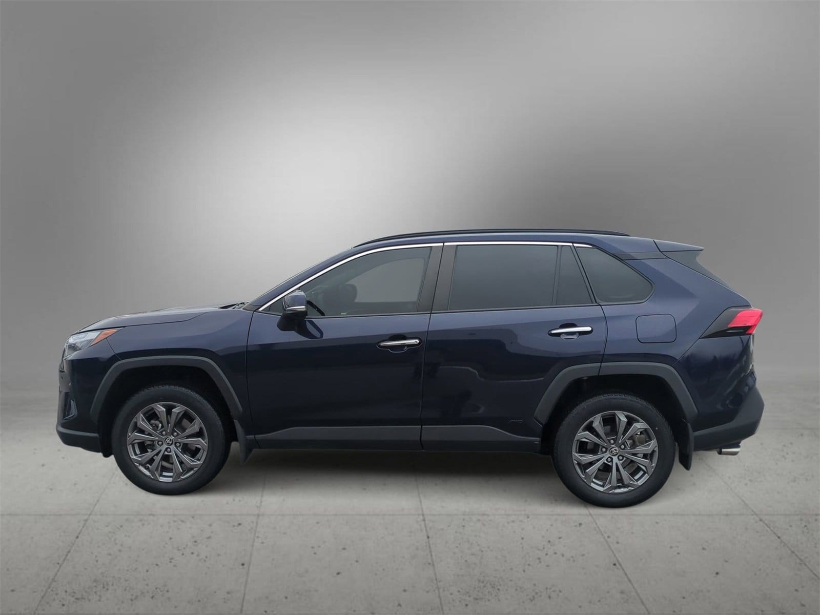 Thumbnail: 2022 Toyota RAV4 - 5