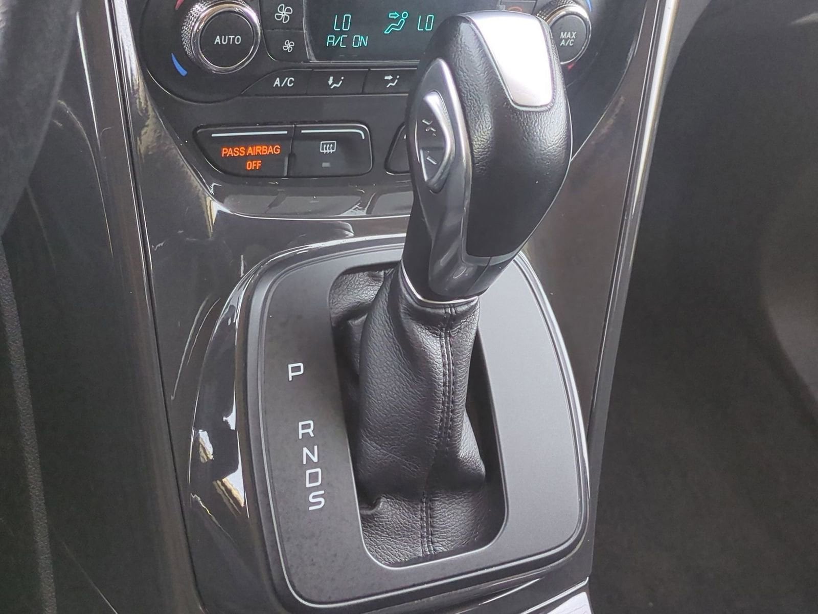 Thumbnail: 2016 Ford Escape - 30