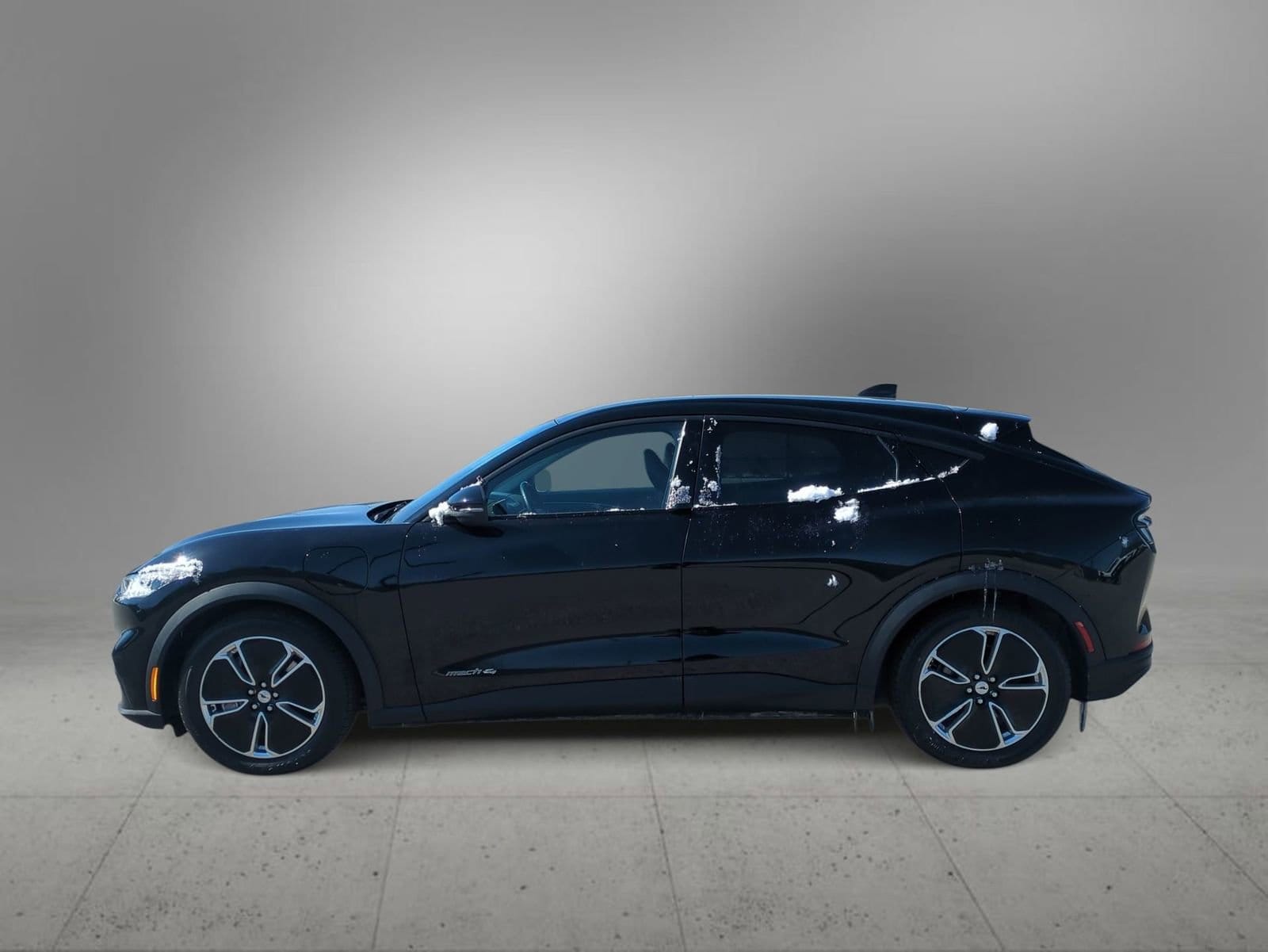 Thumbnail: 2021 Ford Mustang Mach-E - 5
