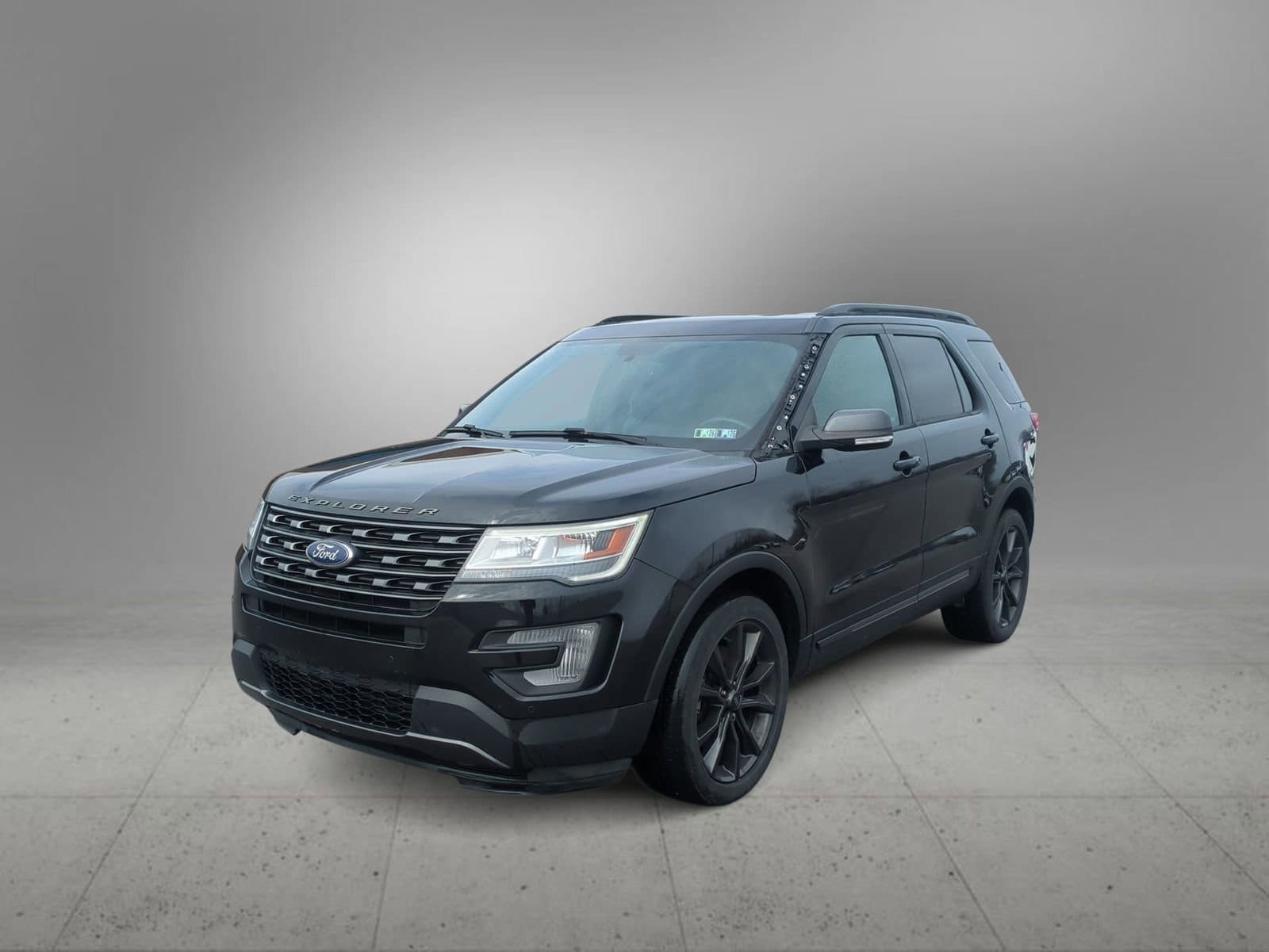 Thumbnail: 2017 Ford Explorer - 4