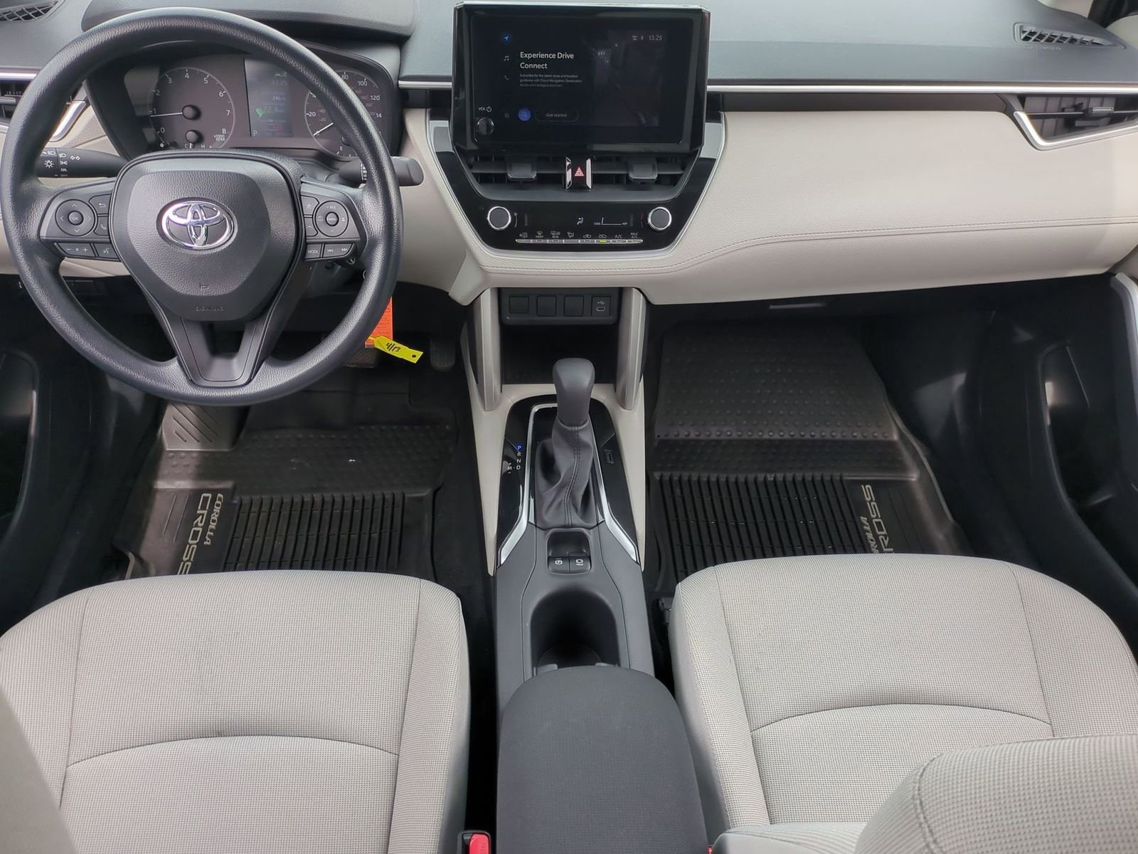 Thumbnail: 2025 Toyota Corolla Cross - 15