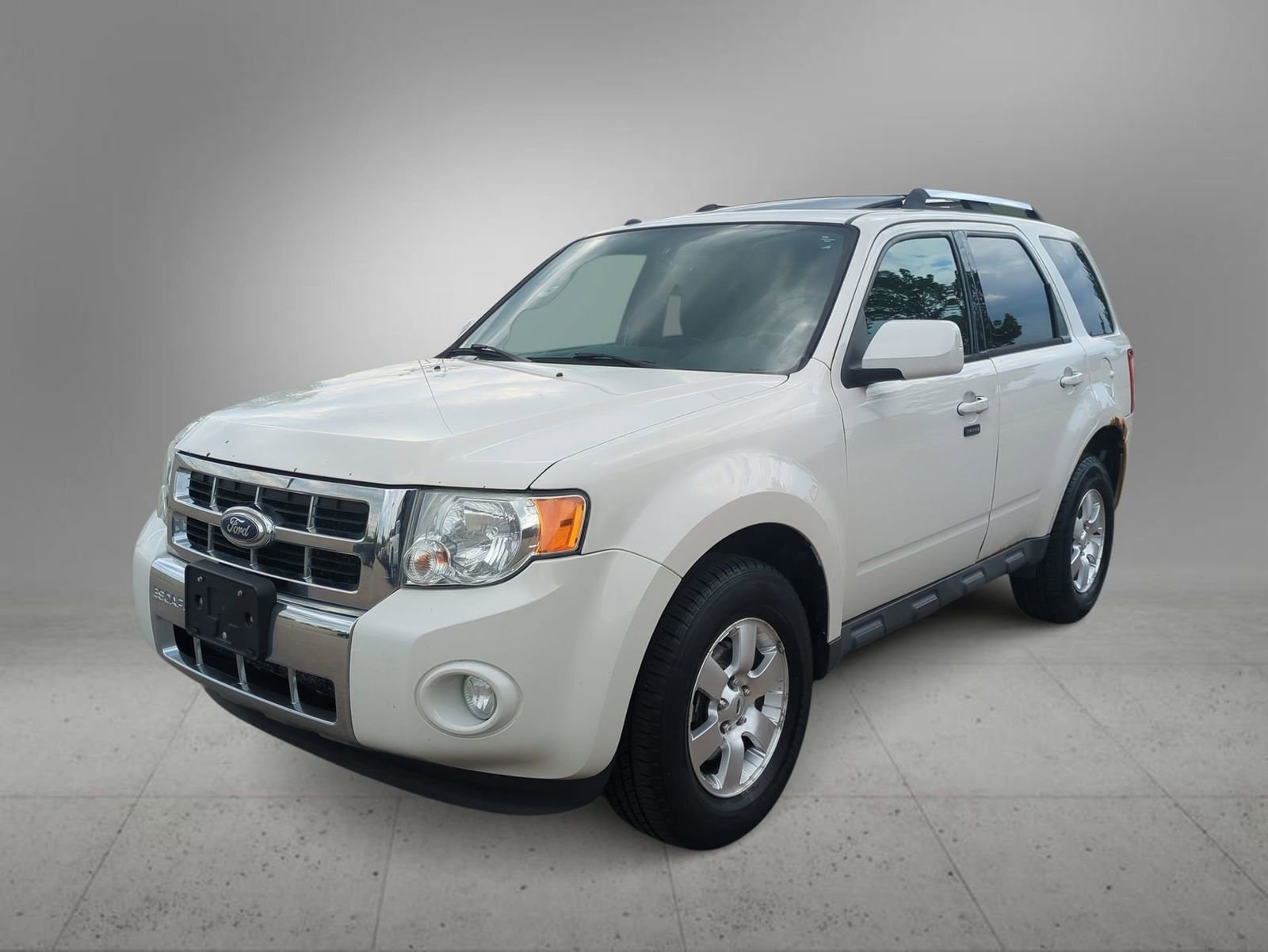Thumbnail: 2012 Ford Escape - 4