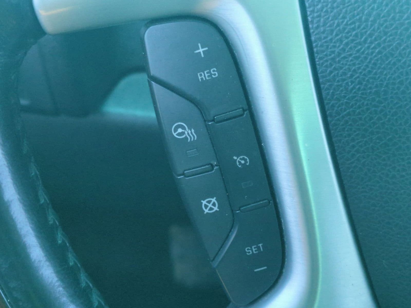 Thumbnail: 2012 Cadillac Escalade - 25