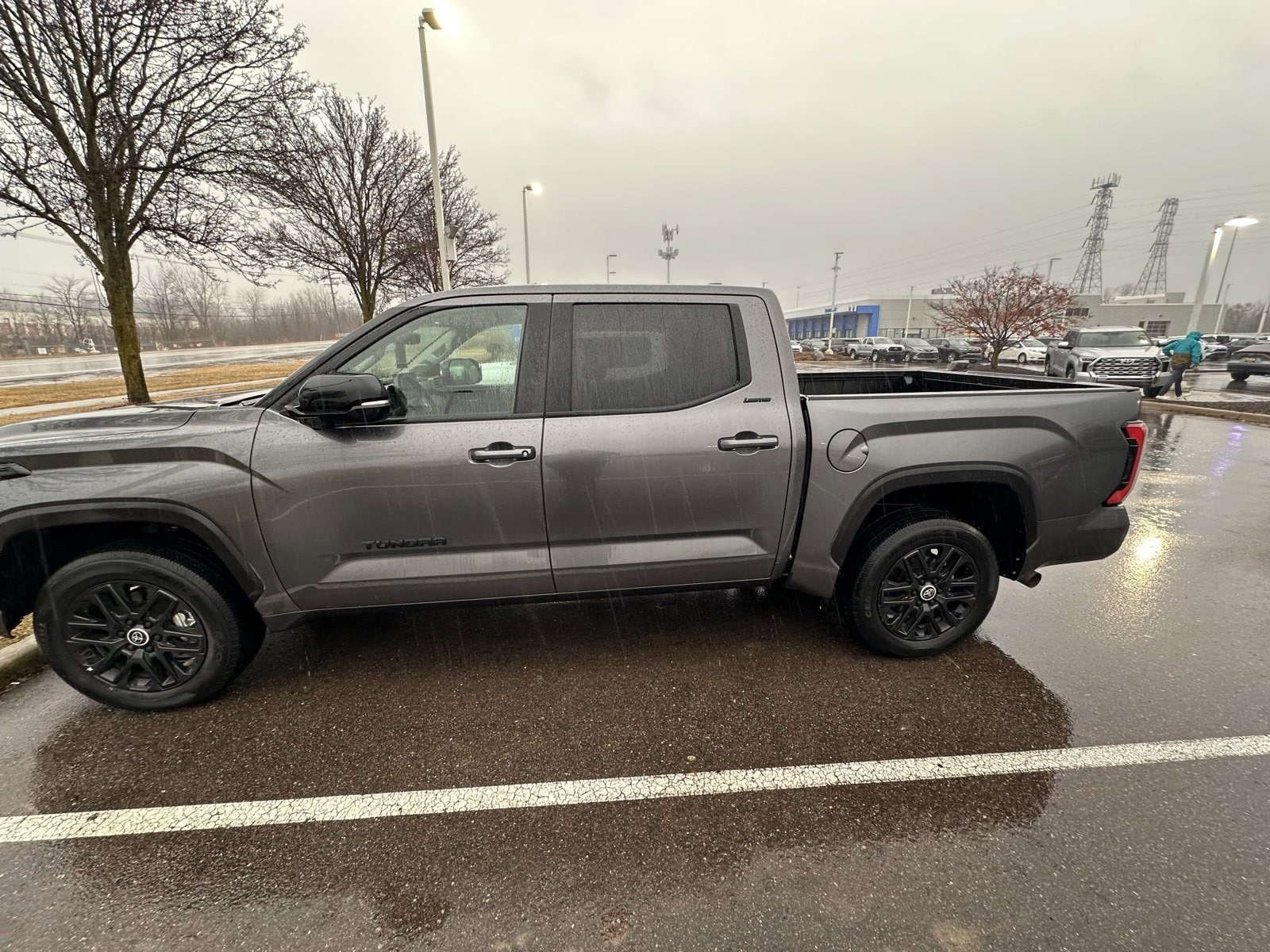 Thumbnail: 2024 Toyota Tundra - 2