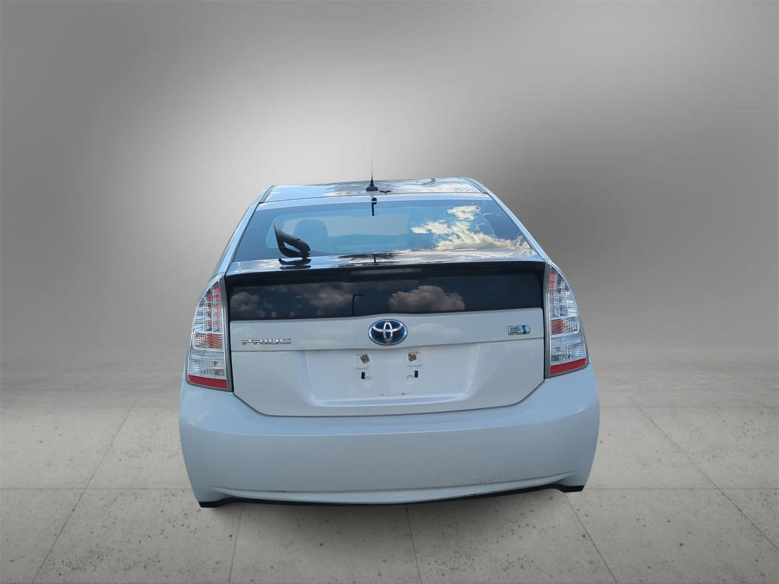 Thumbnail: 2010 Toyota Prius - 7