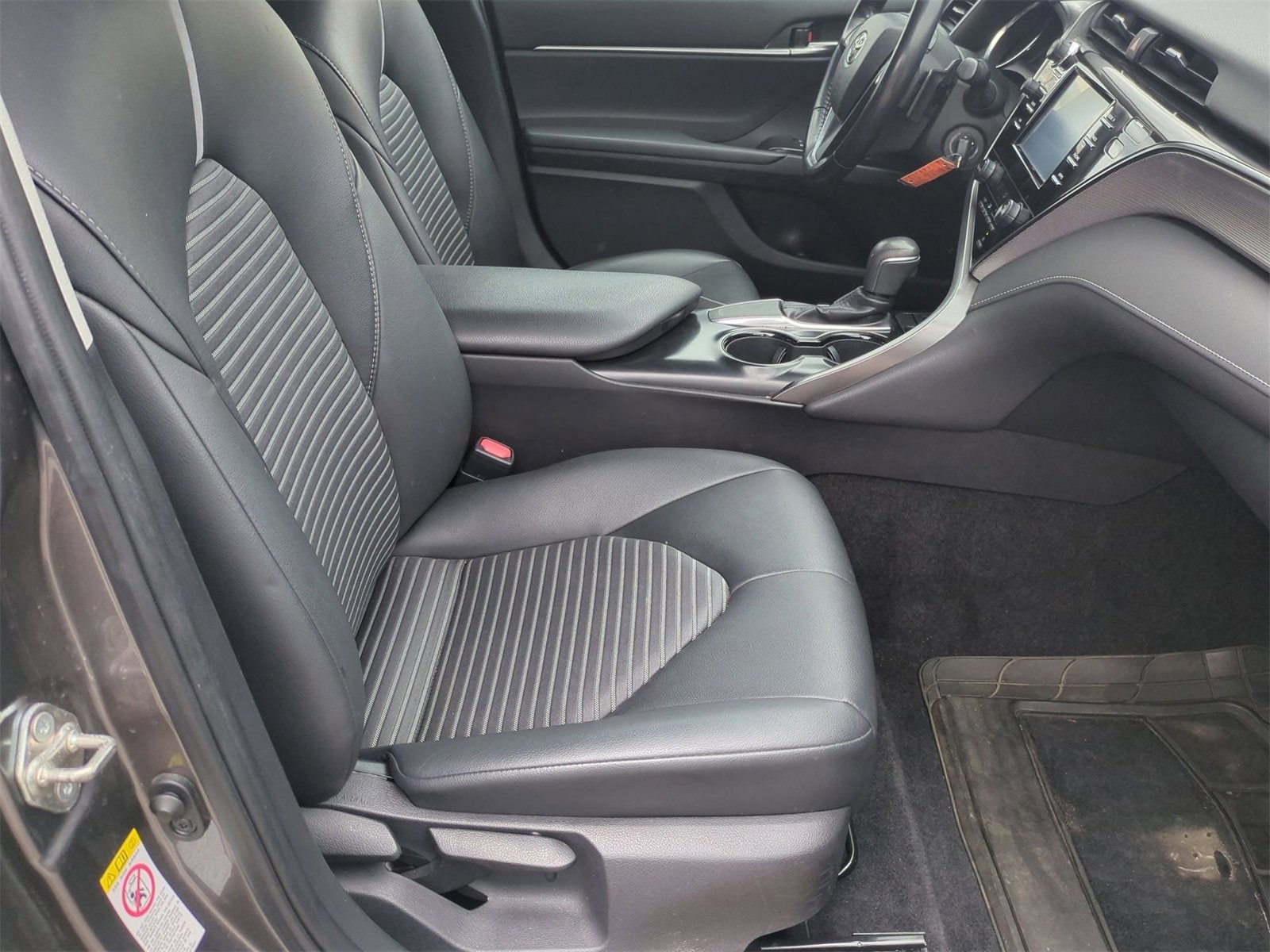 Thumbnail: 2019 Toyota Camry - 21