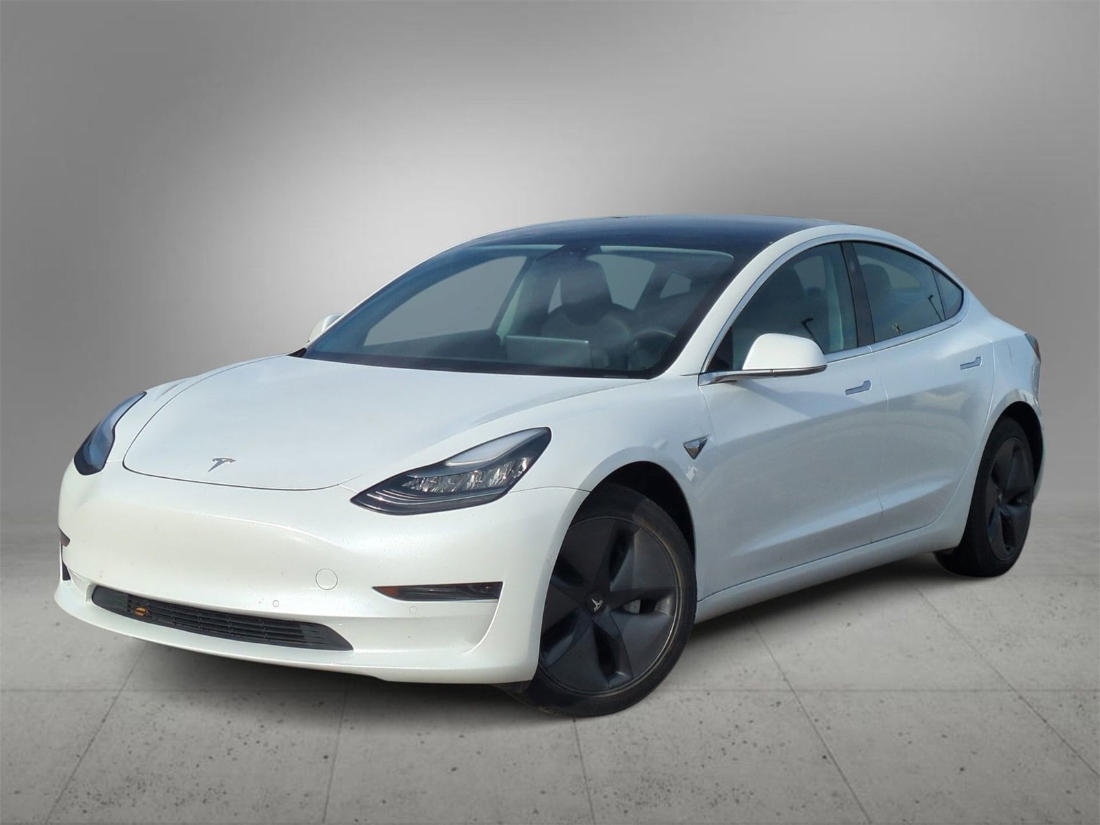 2019 Tesla Model 3 Base's photo