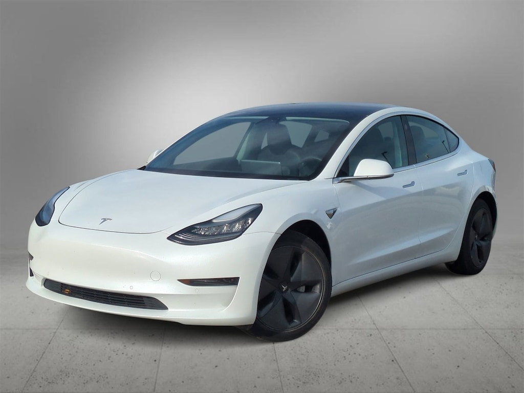Used 2019 Tesla Model 3 Standard Range Plus Sedan