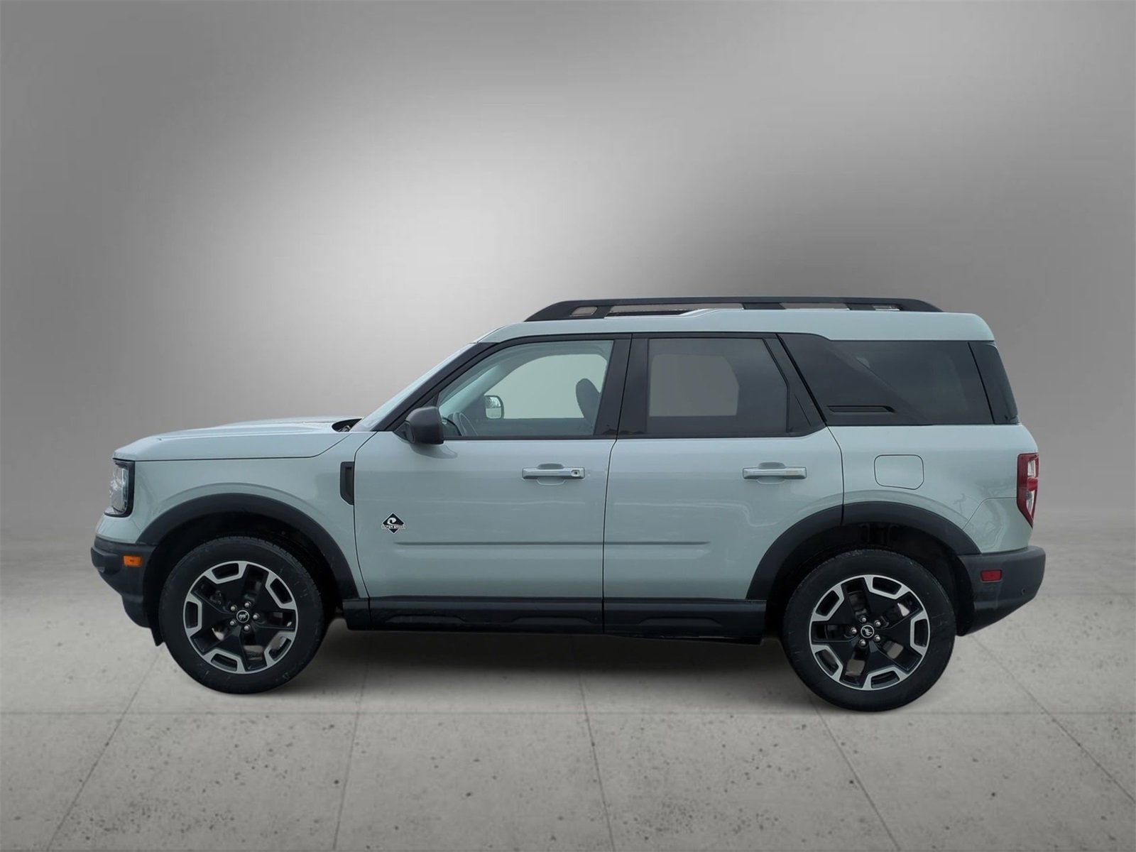 Thumbnail: 2023 Ford Bronco Sport - 5
