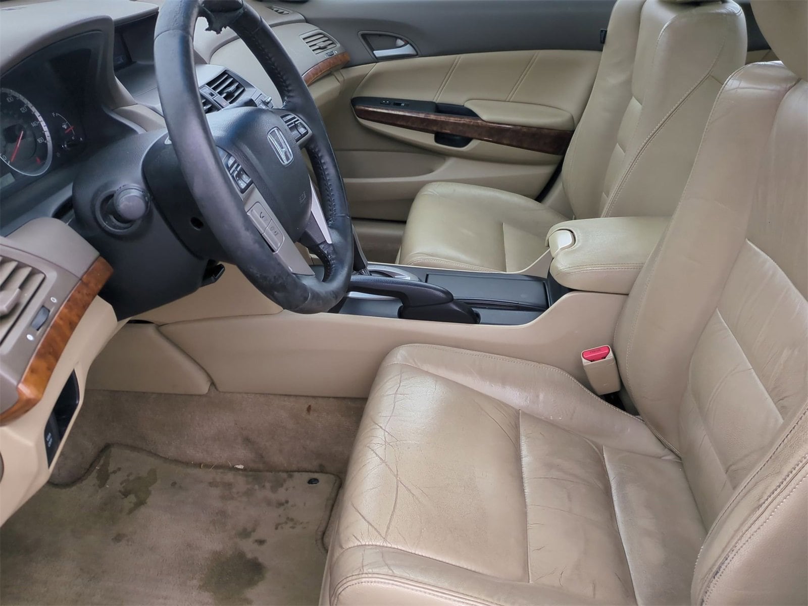 Thumbnail: 2010 Honda Accord - 16