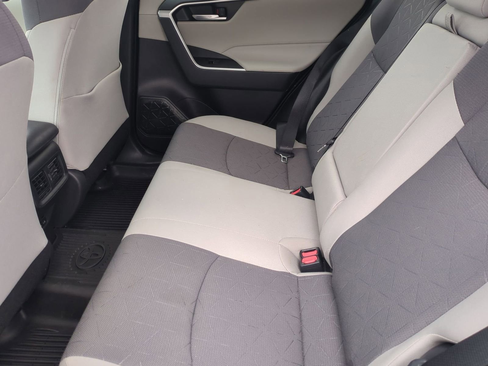 Thumbnail: 2024 Toyota RAV4 - 19