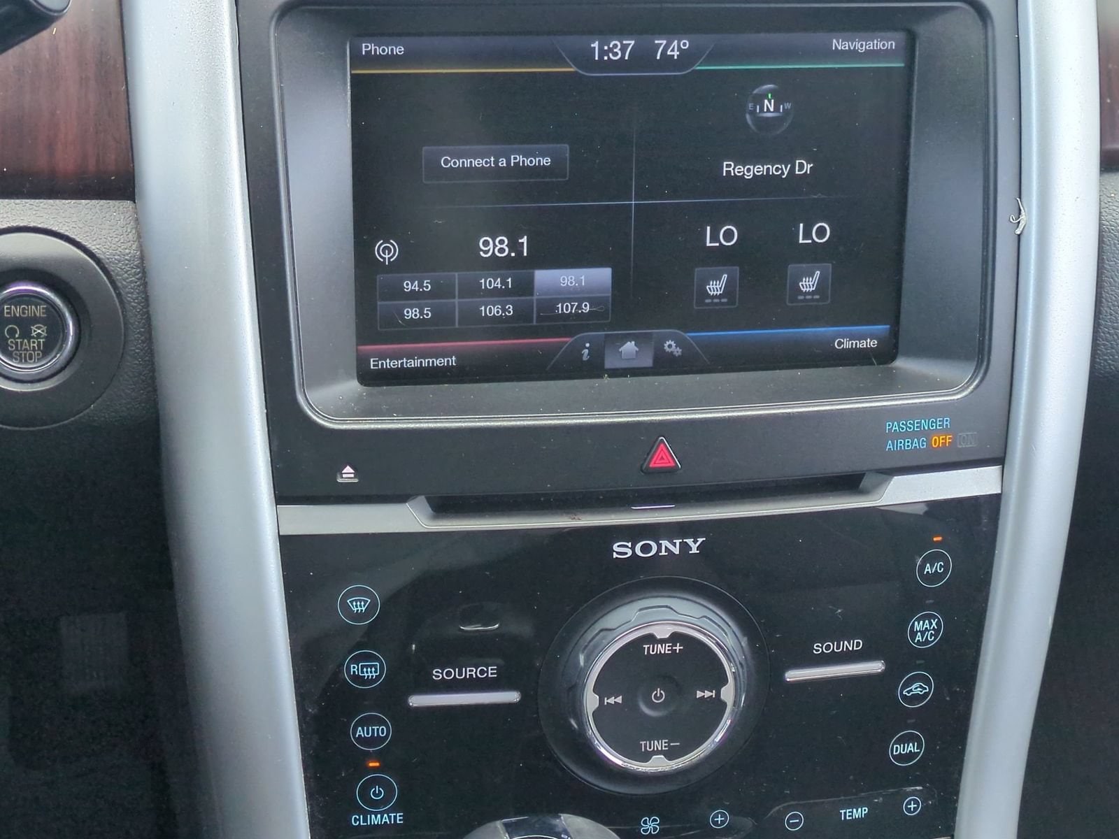 Thumbnail: 2013 Ford Edge - 28