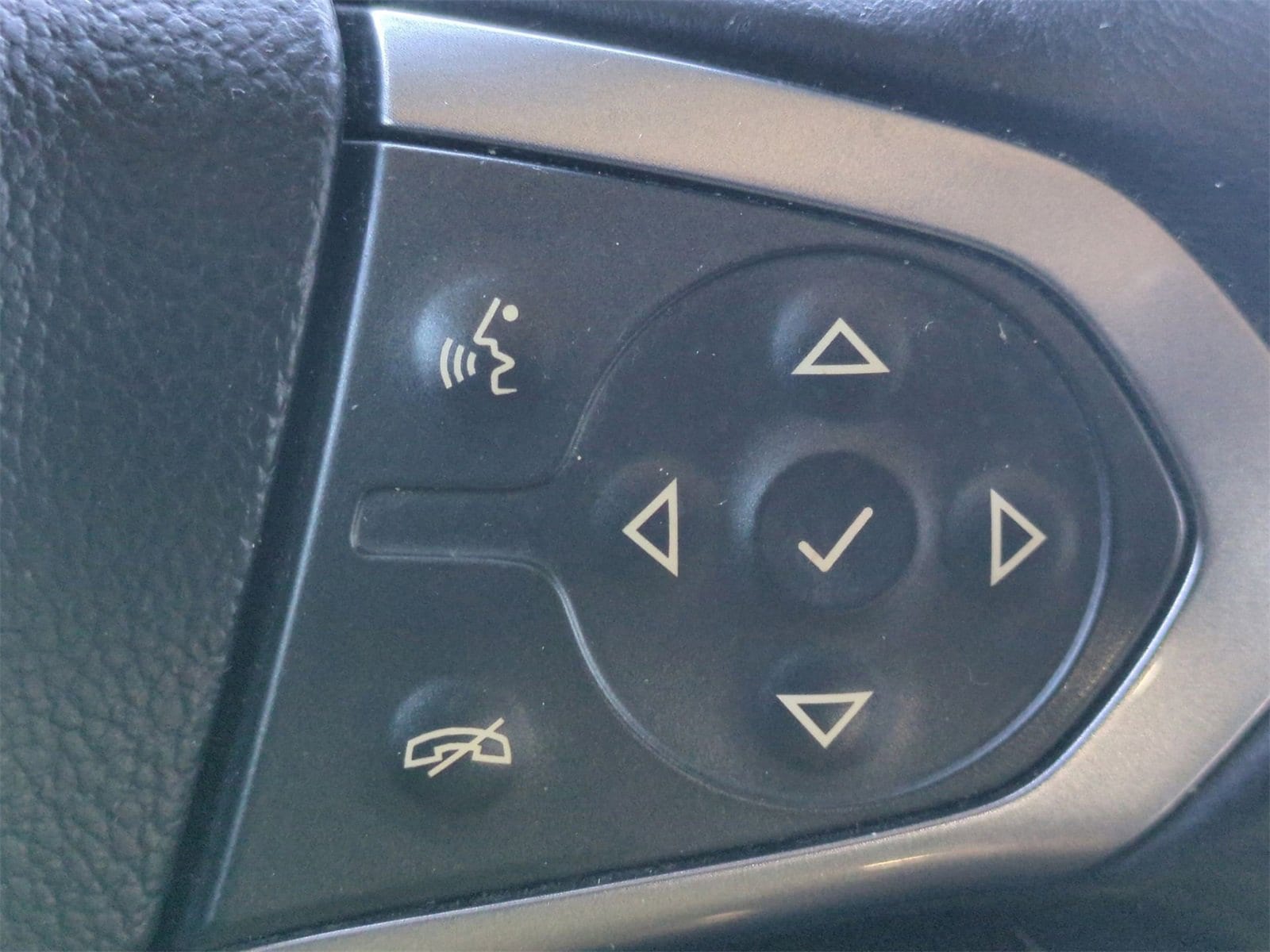 Thumbnail: 2017 Chevrolet Silverado 1500 - 24