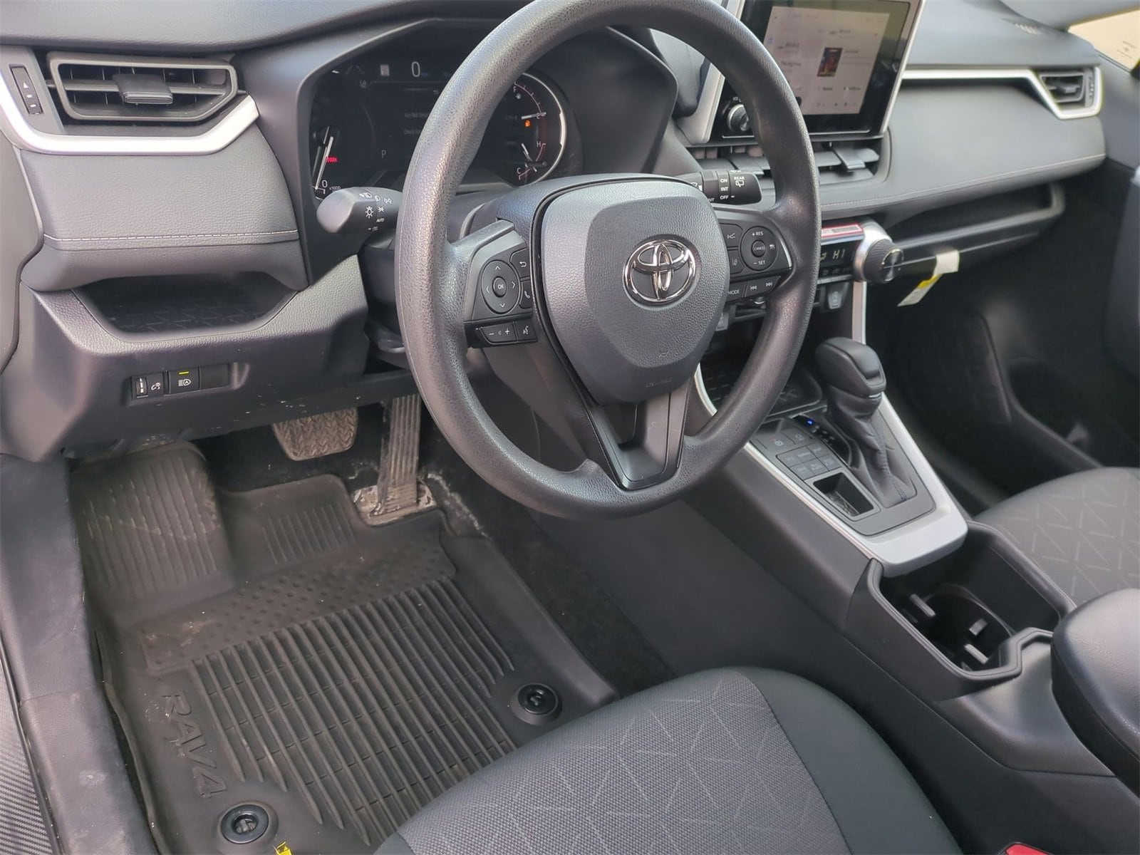 Thumbnail: 2024 Toyota RAV4 - 10