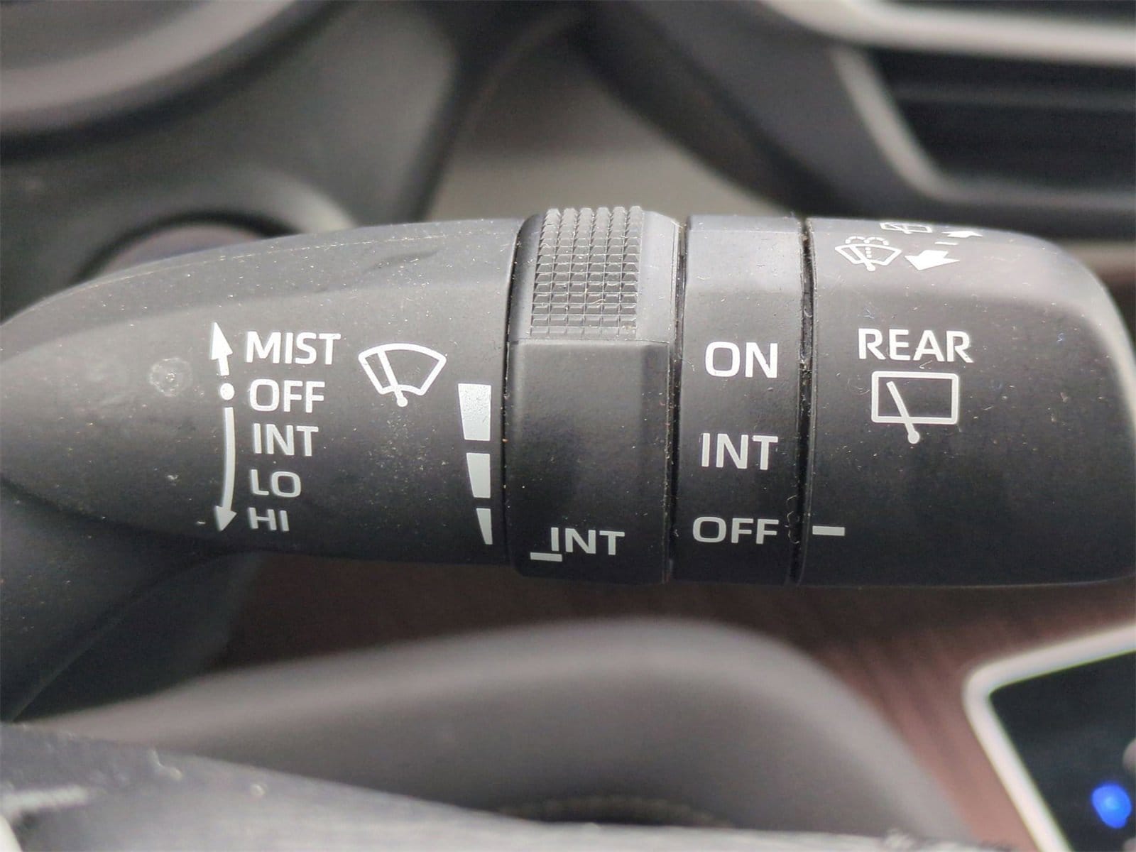 Thumbnail: 2024 Toyota Sienna - 28