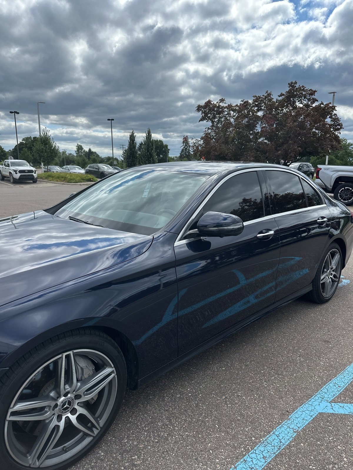 Thumbnail: 2020 Mercedes-Benz E-Class - 5
