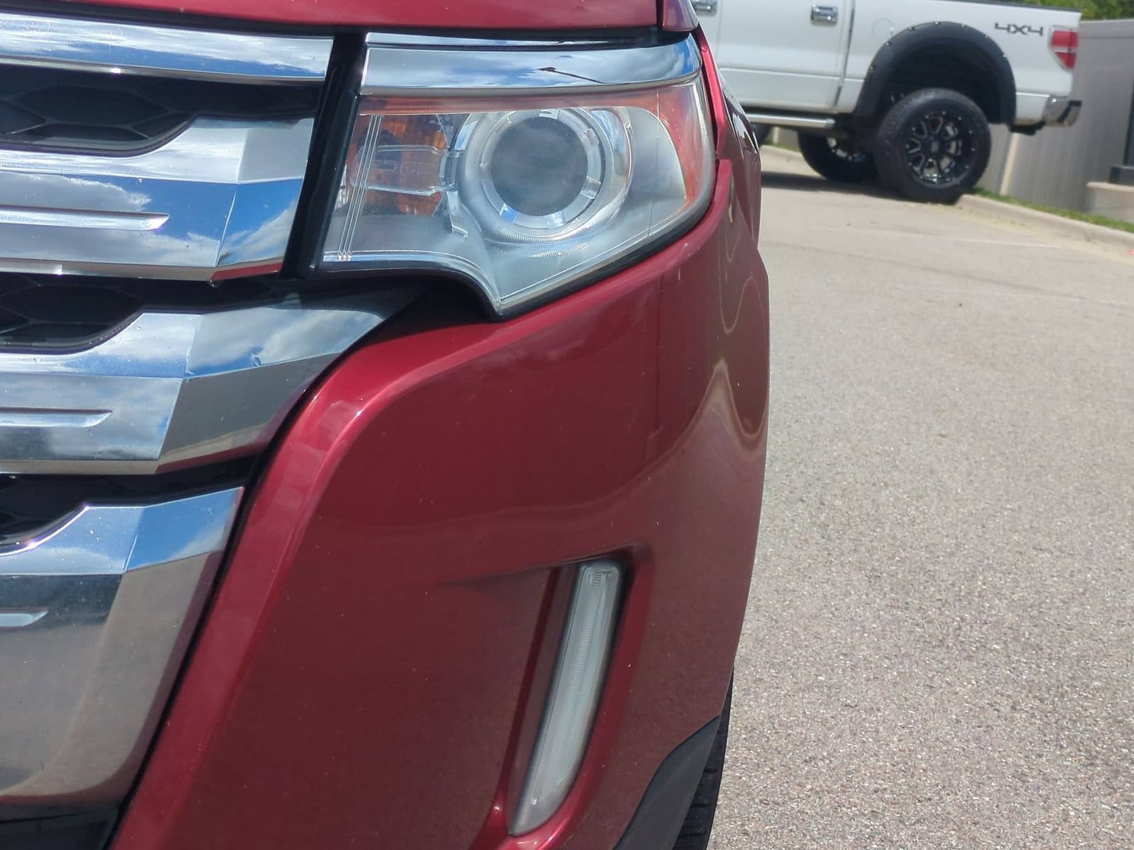 Thumbnail: 2013 Ford Edge - 11