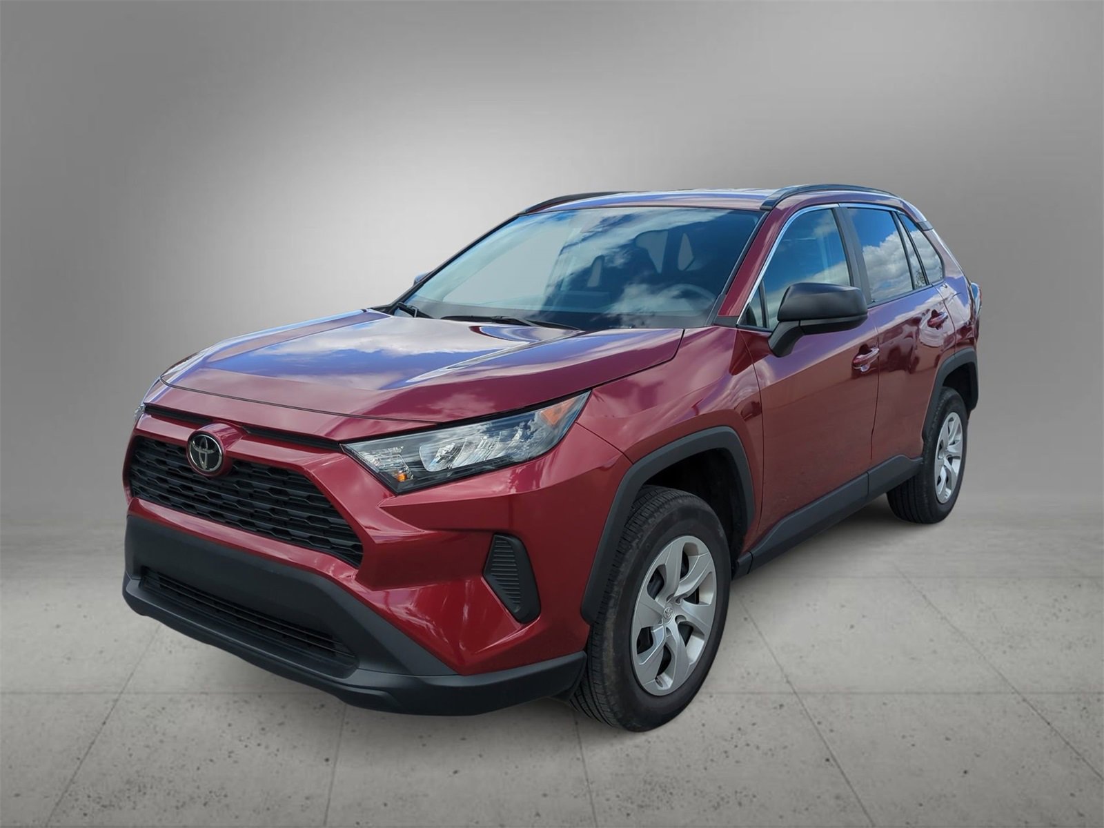 2021 Toyota RAV4 LE photo 4