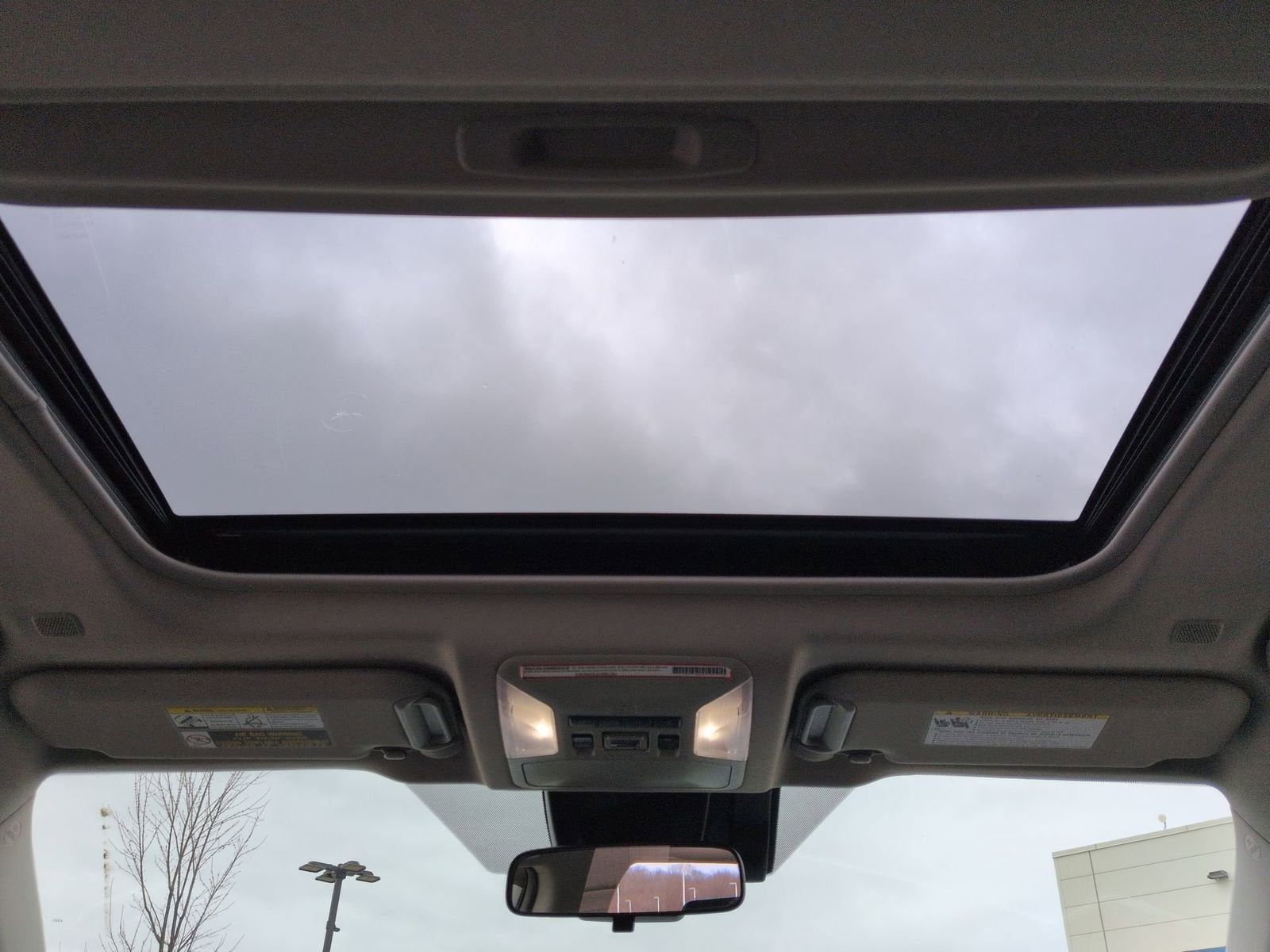 Thumbnail: 2023 Toyota RAV4 - 23