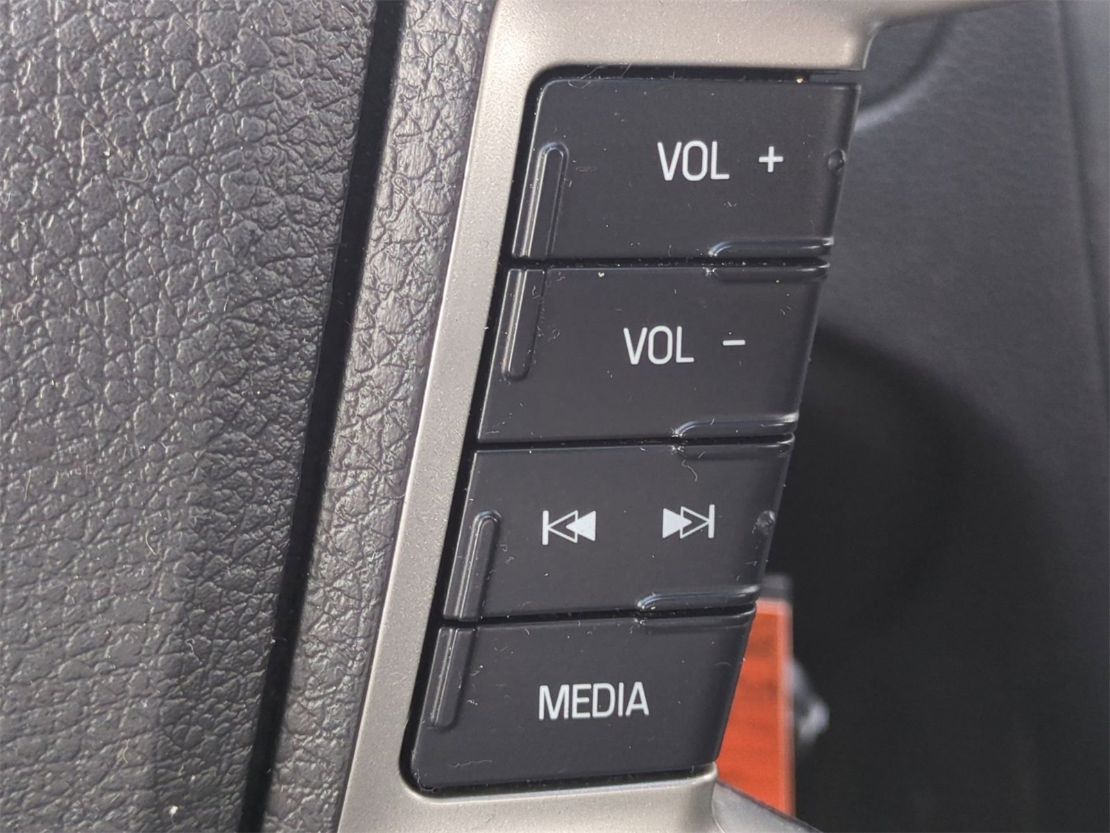Thumbnail: 2012 Ford Fusion - 24