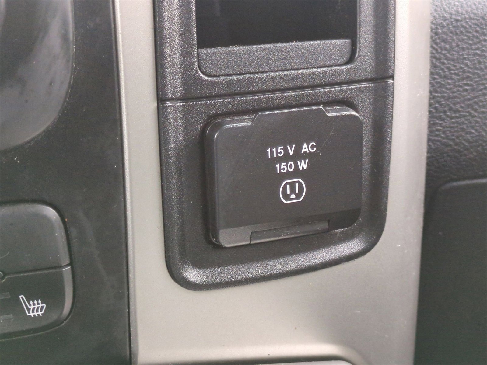 Thumbnail: 2014 RAM 1500 - 28