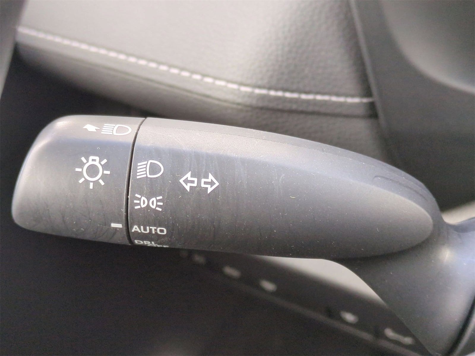 Thumbnail: 2022 Toyota RAV4 - 28