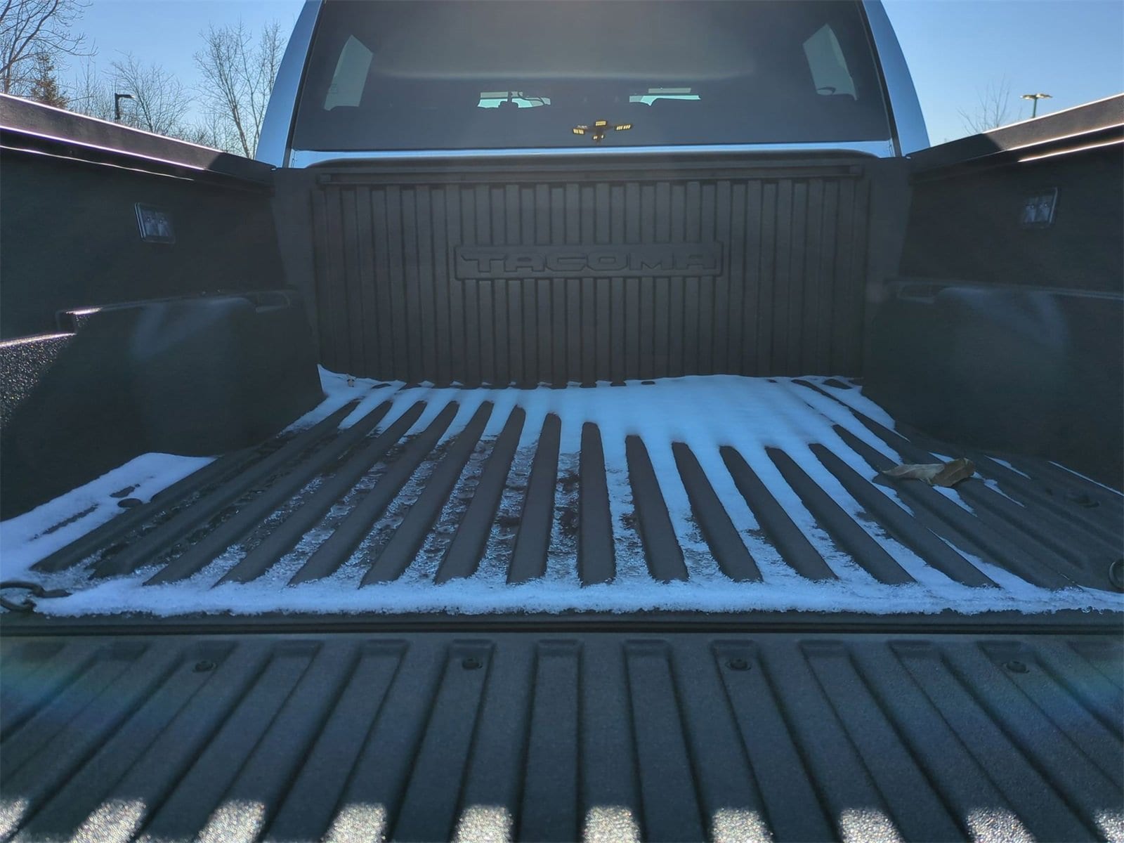 Thumbnail: 2024 Toyota Tacoma - 32