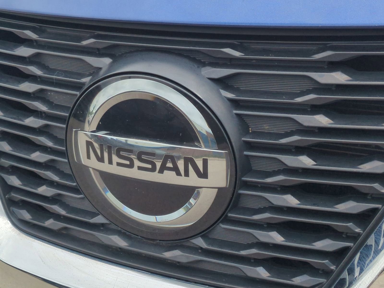 Thumbnail: 2018 Nissan Rogue - 12