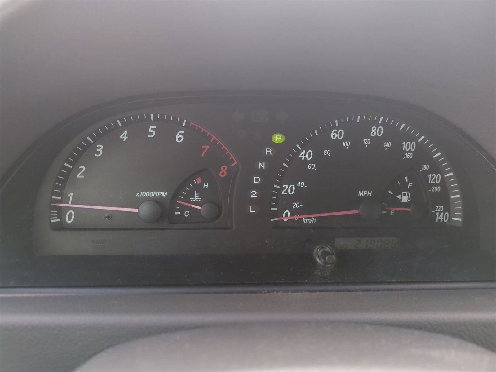 Thumbnail: 2004 Toyota Camry - 28