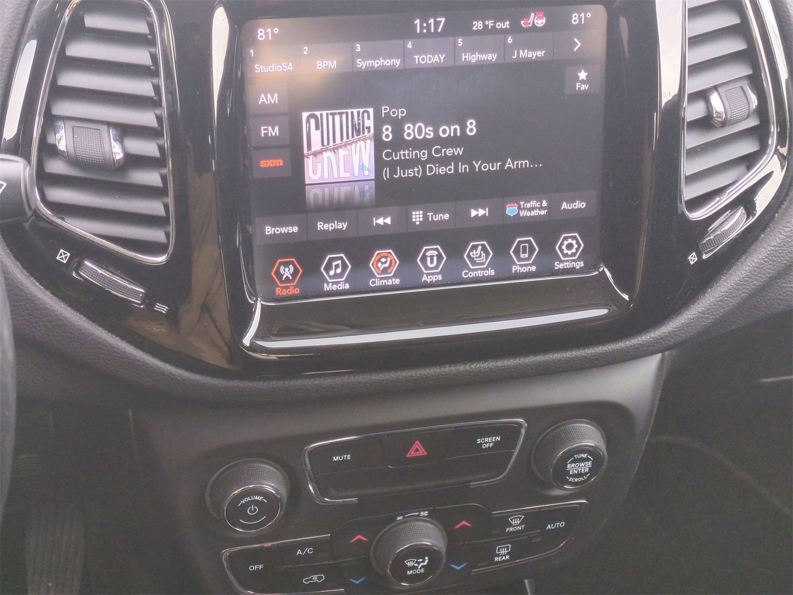 Thumbnail: 2019 Jeep Compass - 27