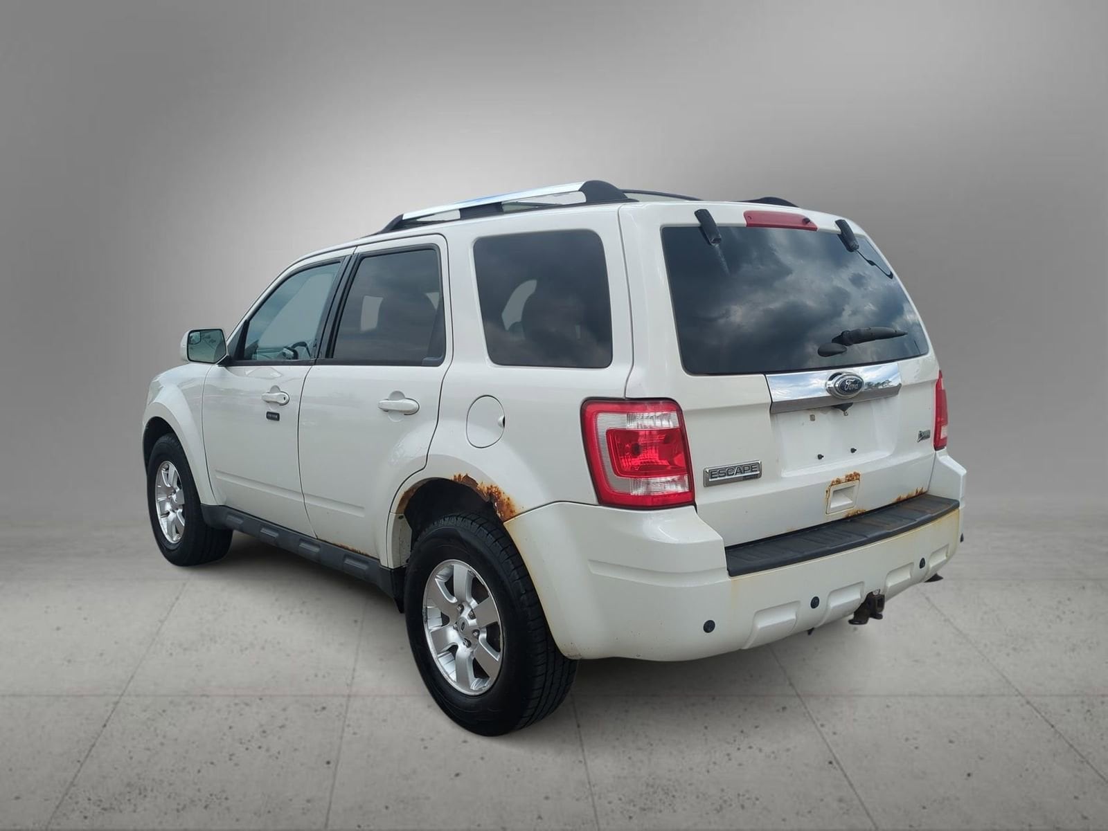 Thumbnail: 2012 Ford Escape - 6