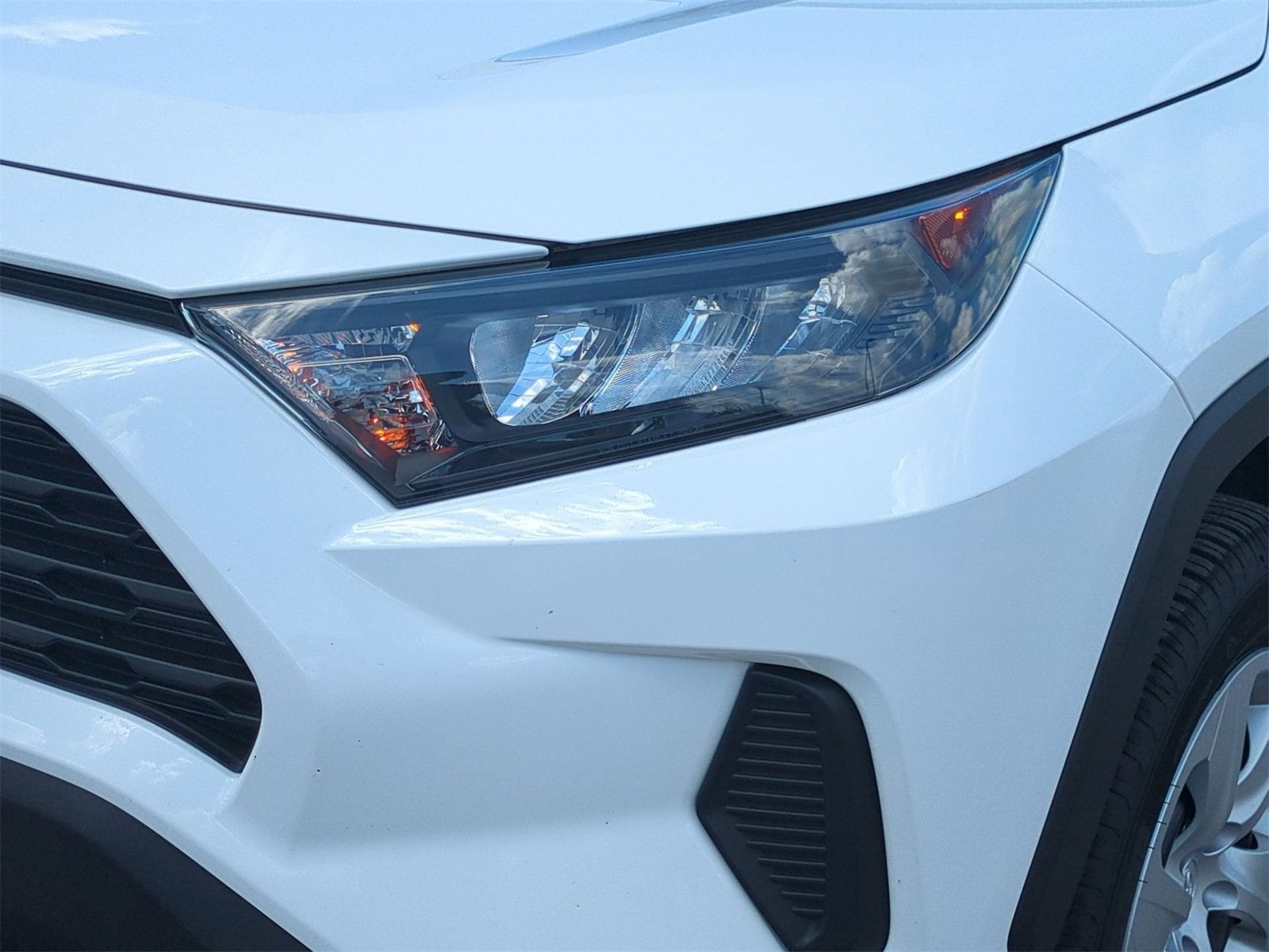 Thumbnail: 2020 Toyota RAV4 - 11