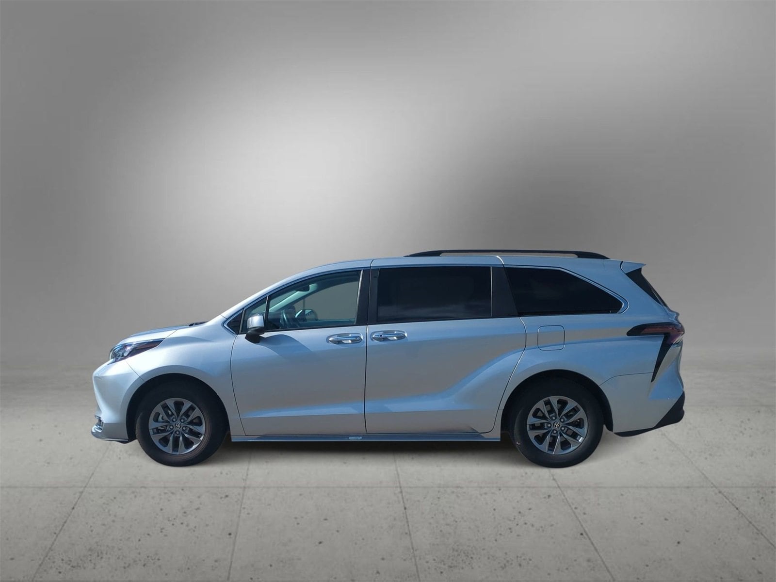 Thumbnail: 2024 Toyota Sienna - 5