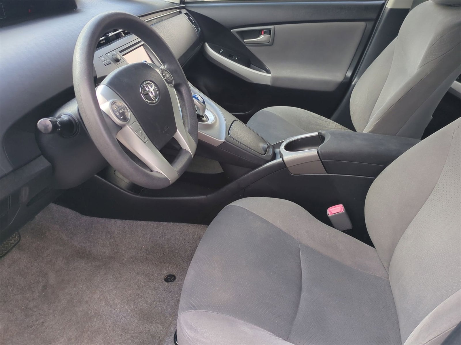 Thumbnail: 2012 Toyota Prius - 16