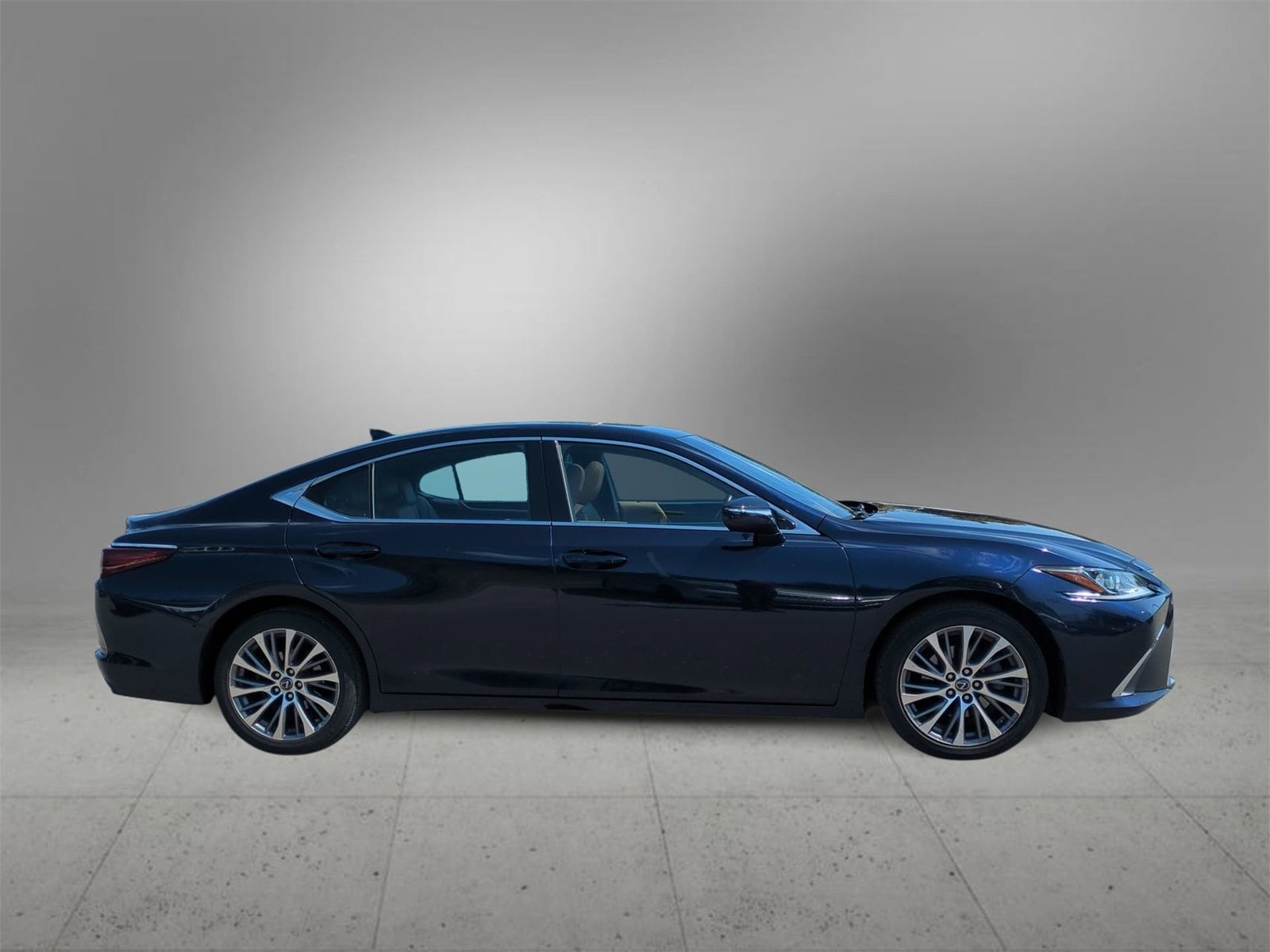 Thumbnail: 2019 Lexus ES - 9