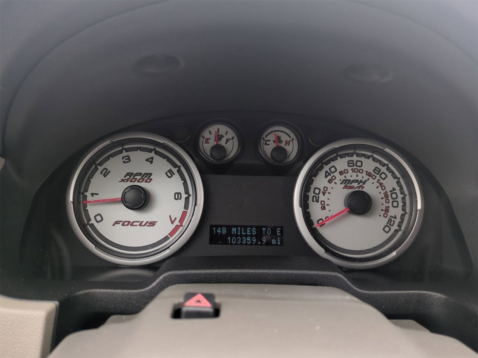 Thumbnail: 2010 Ford Focus - 28