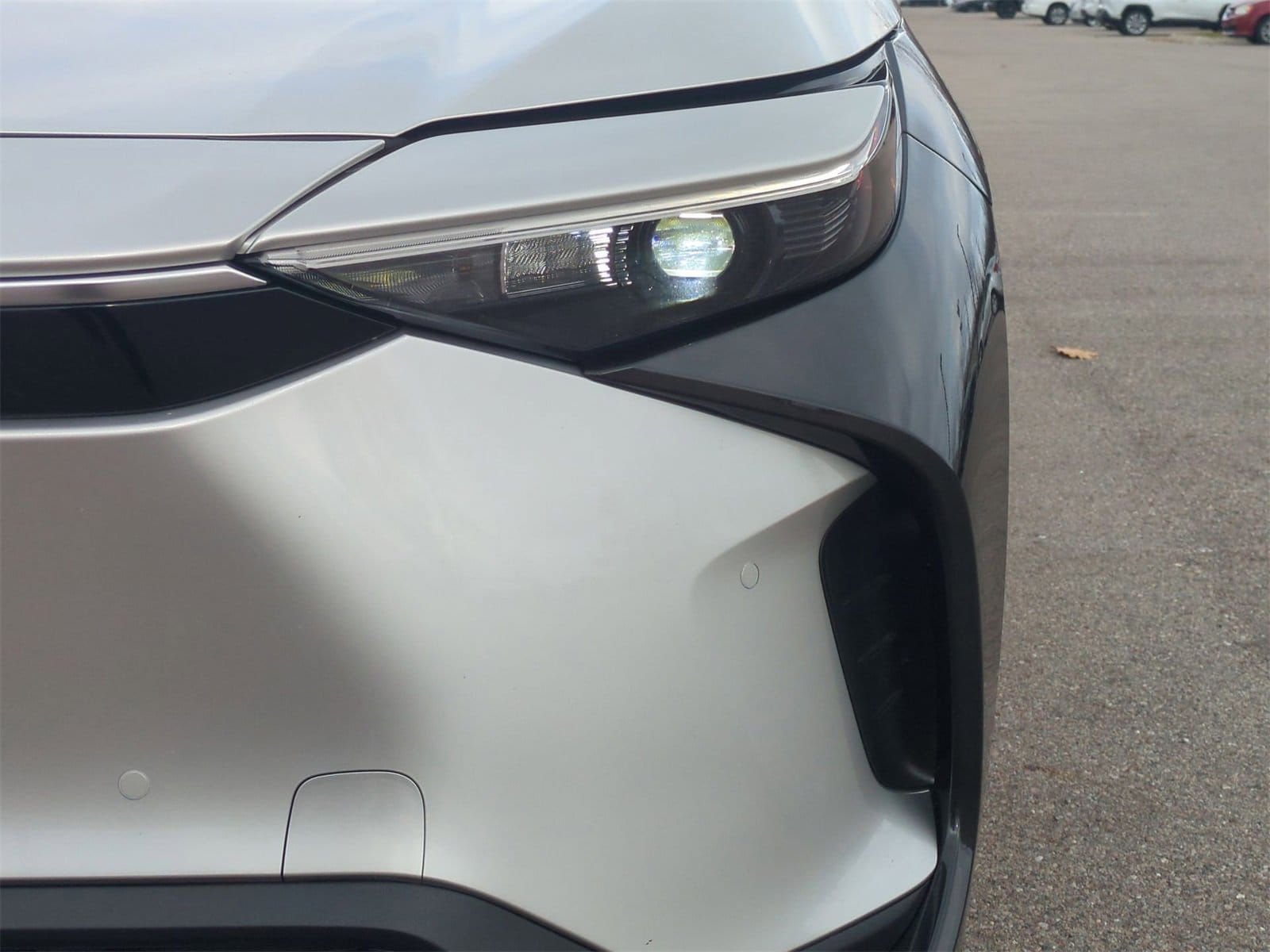 Thumbnail: 2024 Toyota bZ4X - 11