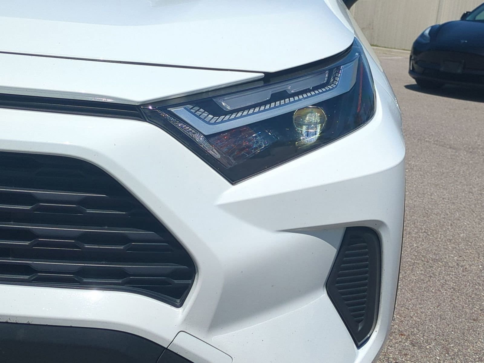 Thumbnail: 2022 Toyota RAV4 - 11