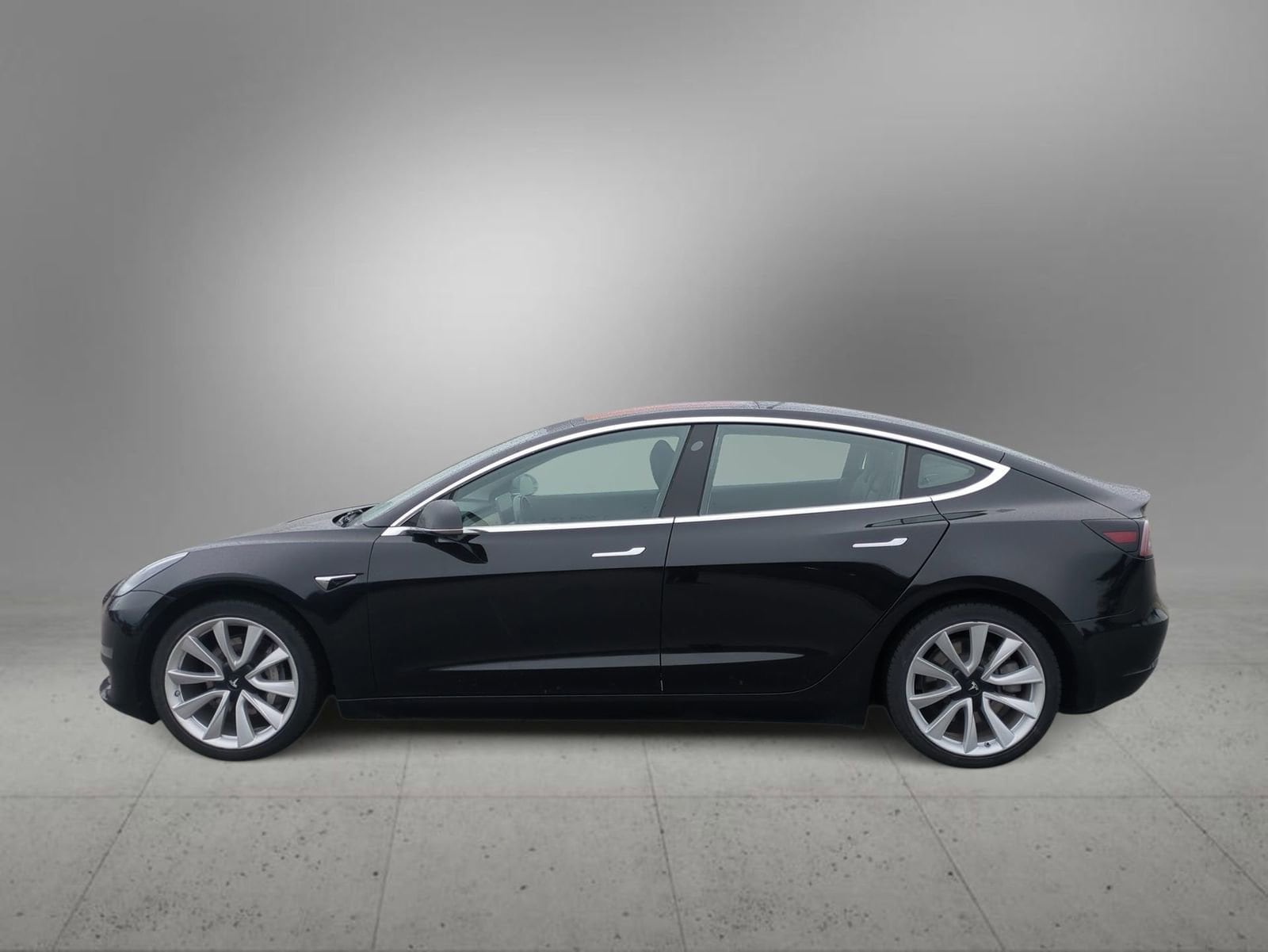 Thumbnail: 2018 Tesla Model 3 - 5