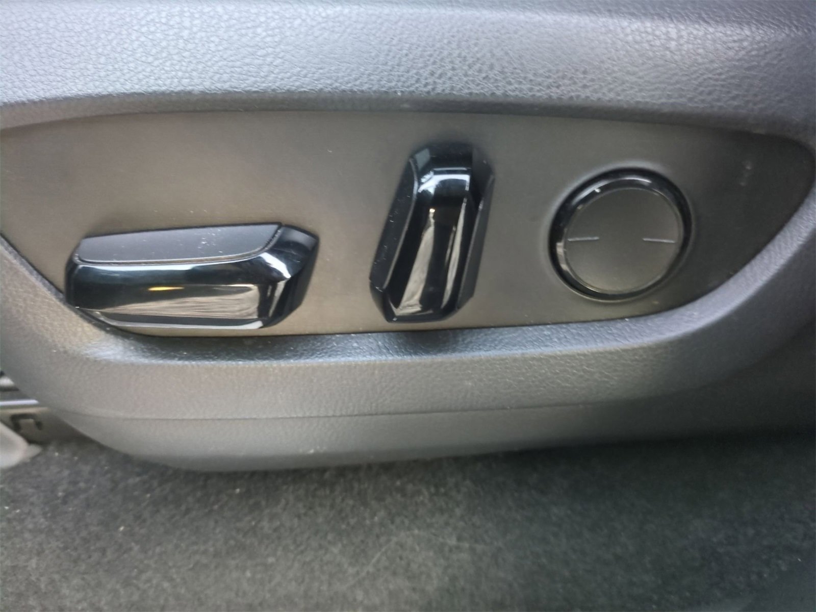 Thumbnail: 2024 Lexus GX - 17