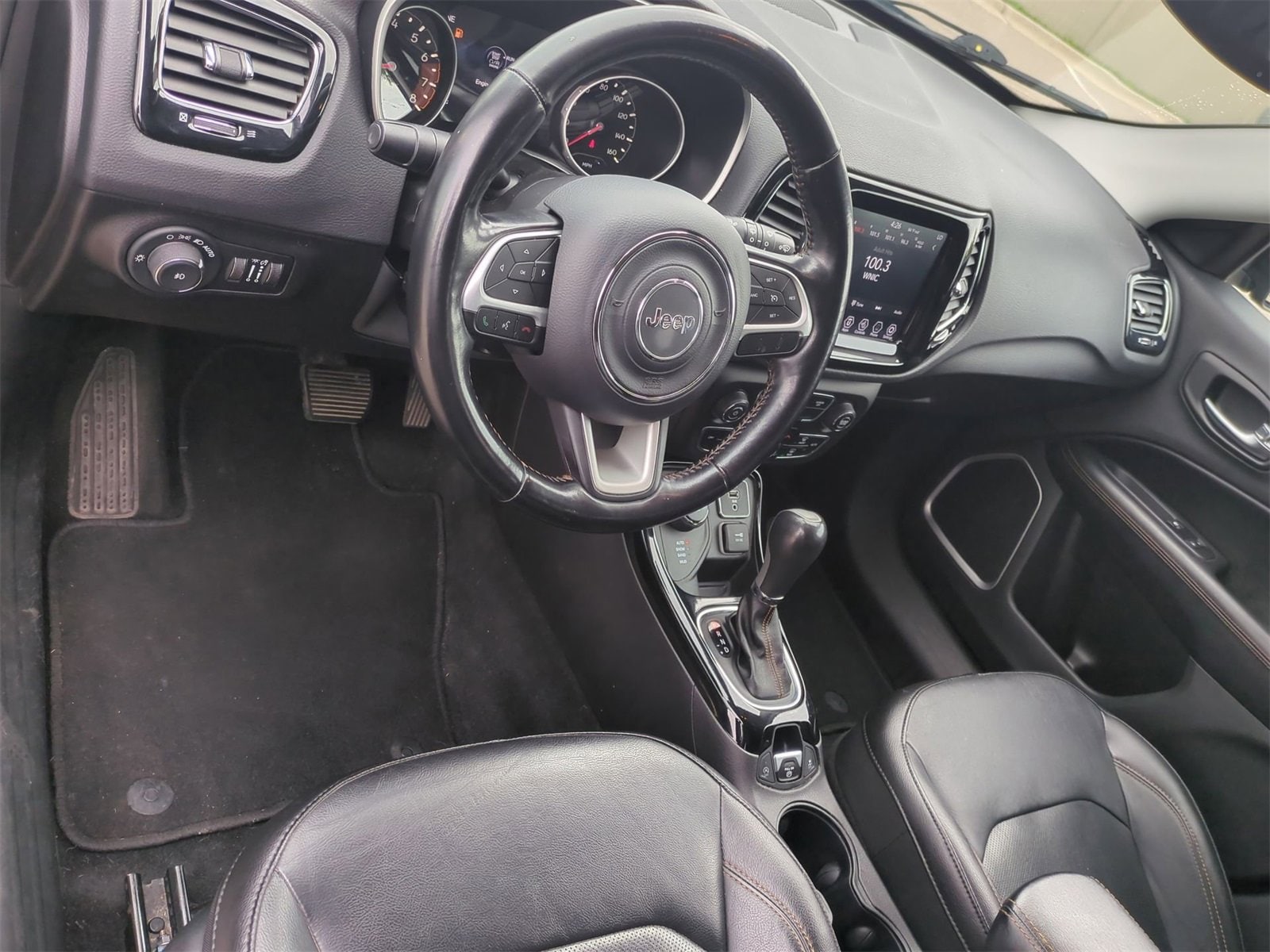 Thumbnail: 2020 Jeep Compass - 10