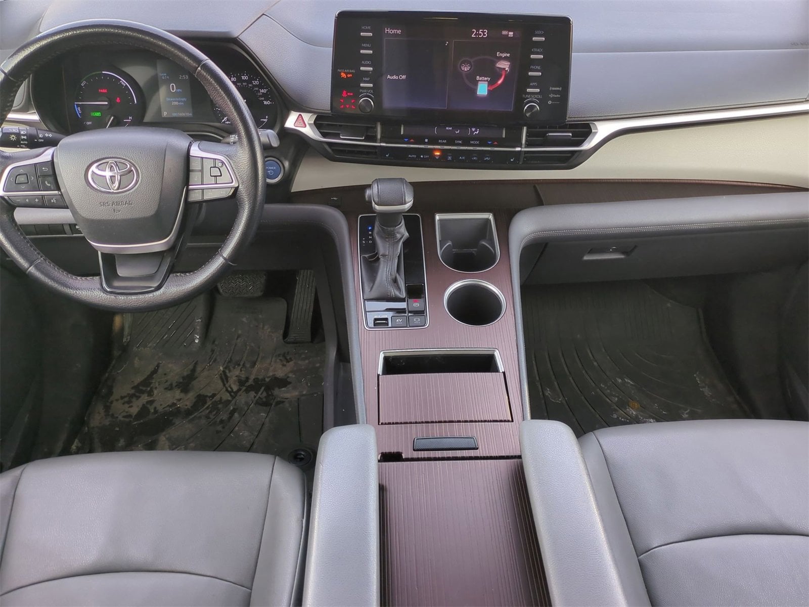 Thumbnail: 2021 Toyota Sienna - 15